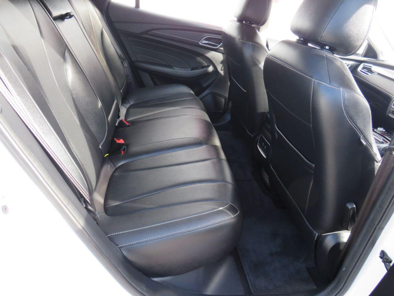 MG MG5 - Image 8