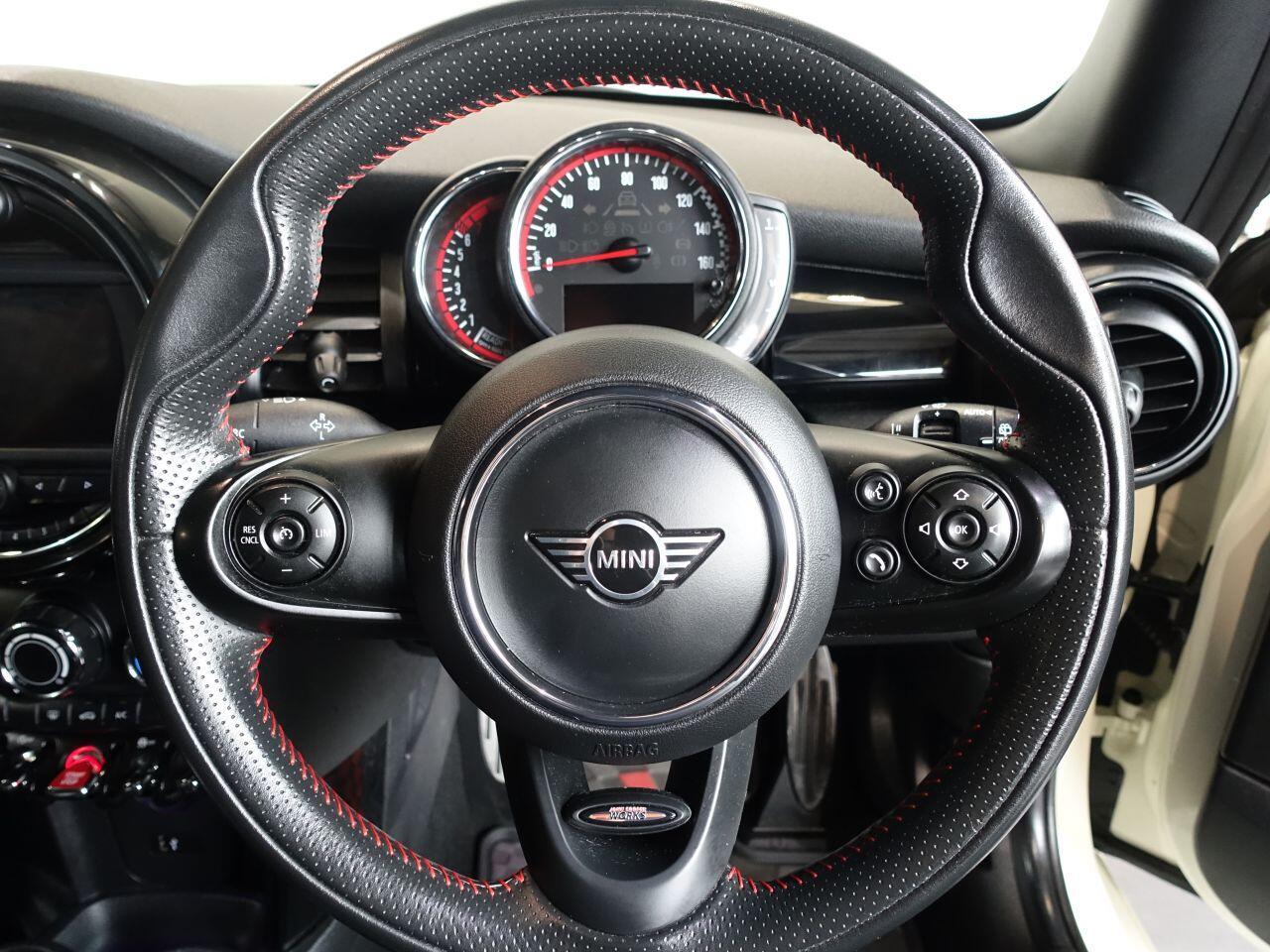 MINI Hatch - Image 17
