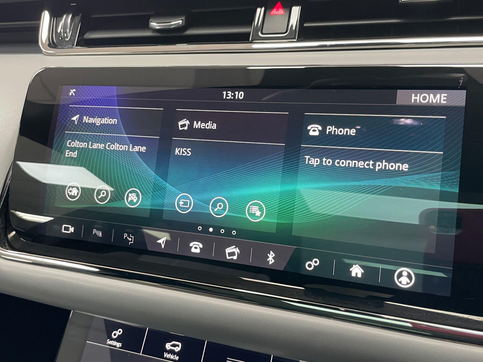 Land Rover Range Rover Evoque - Image 46