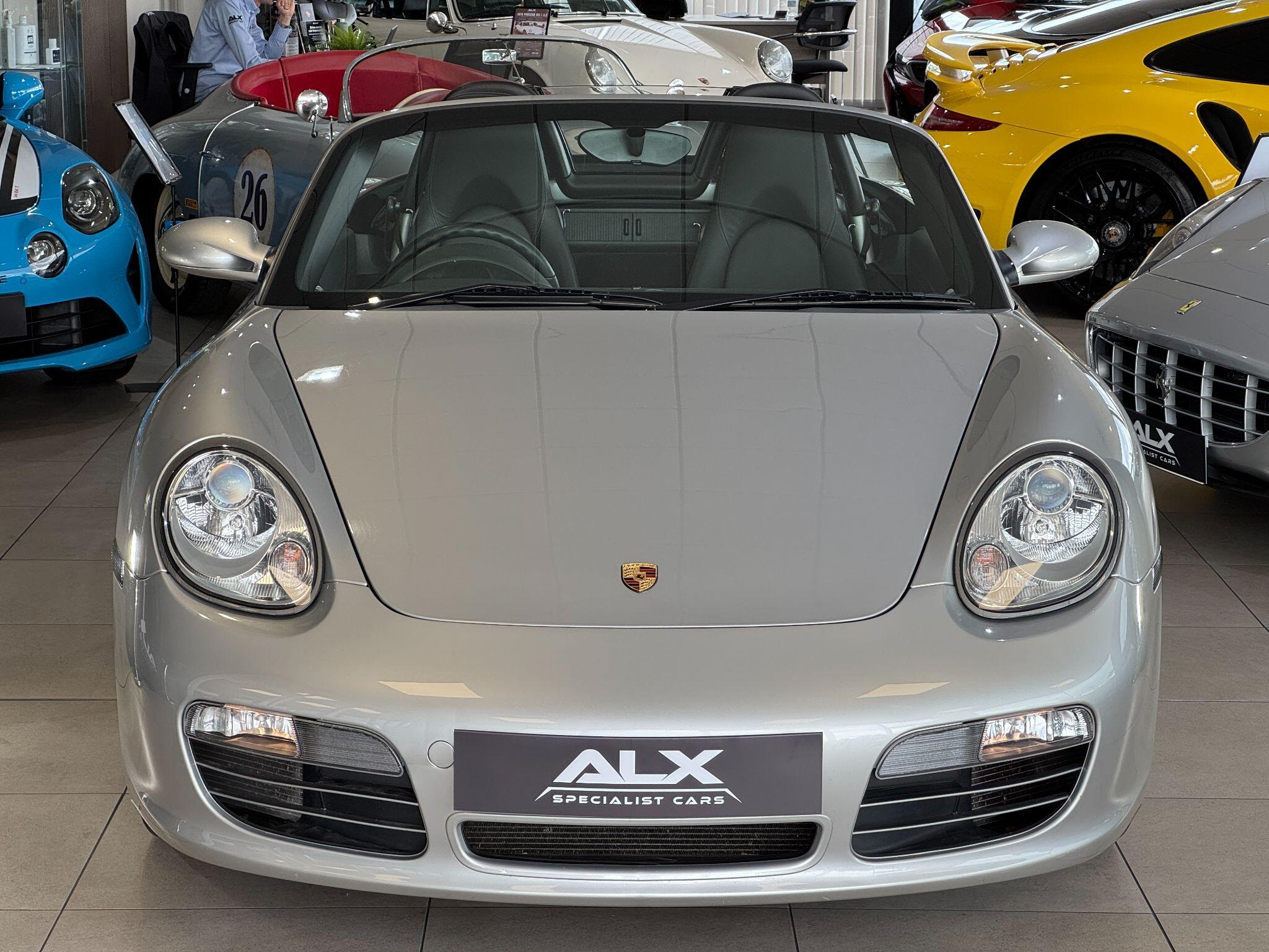 Porsche Boxster - Image 10