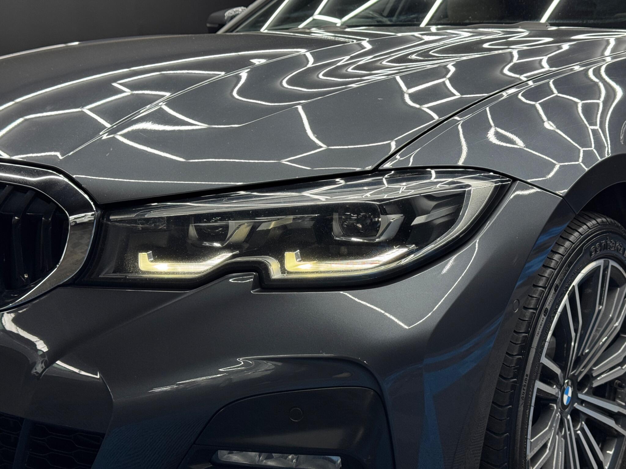 BMW 3 Series - Image 33