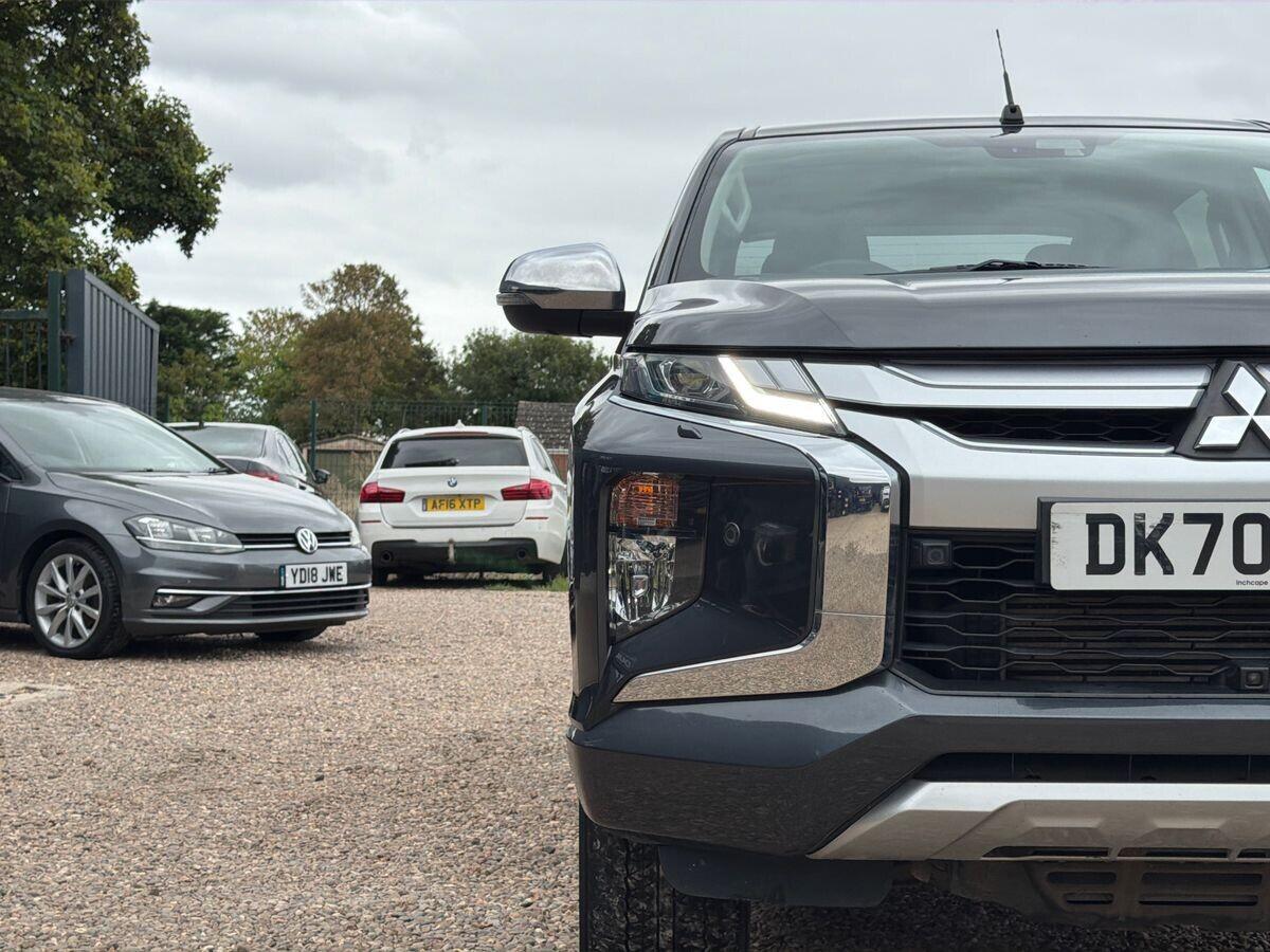 Mitsubishi L200 - Image 11