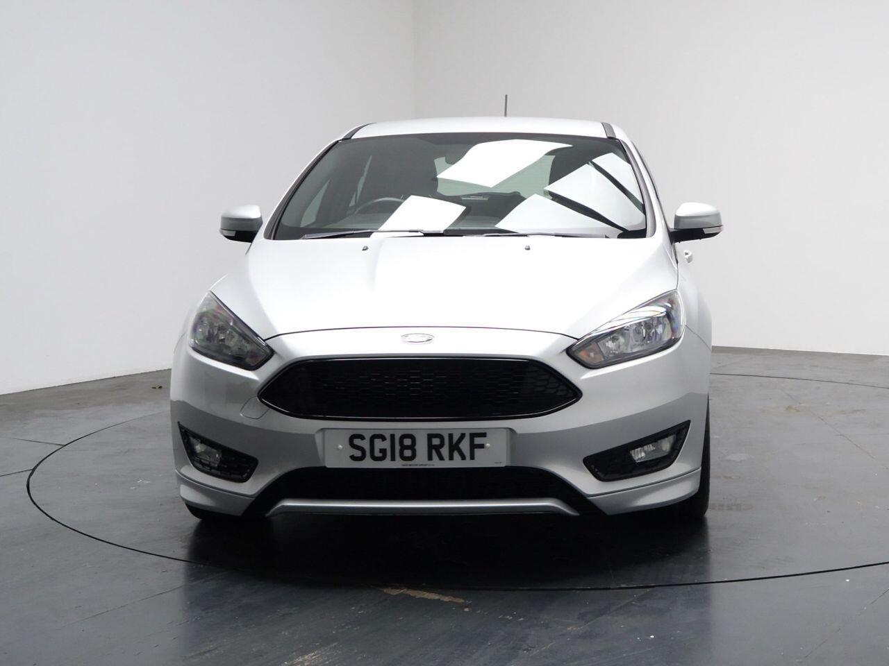 Ford Focus - Image 5