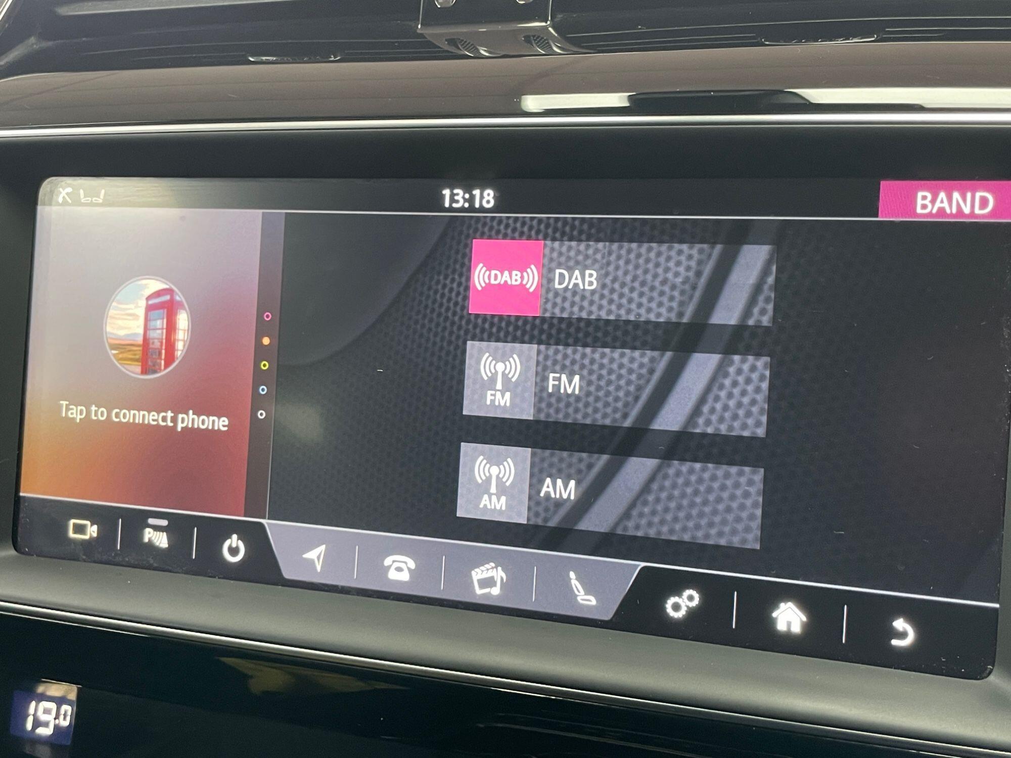 Jaguar F-Pace - Image 42