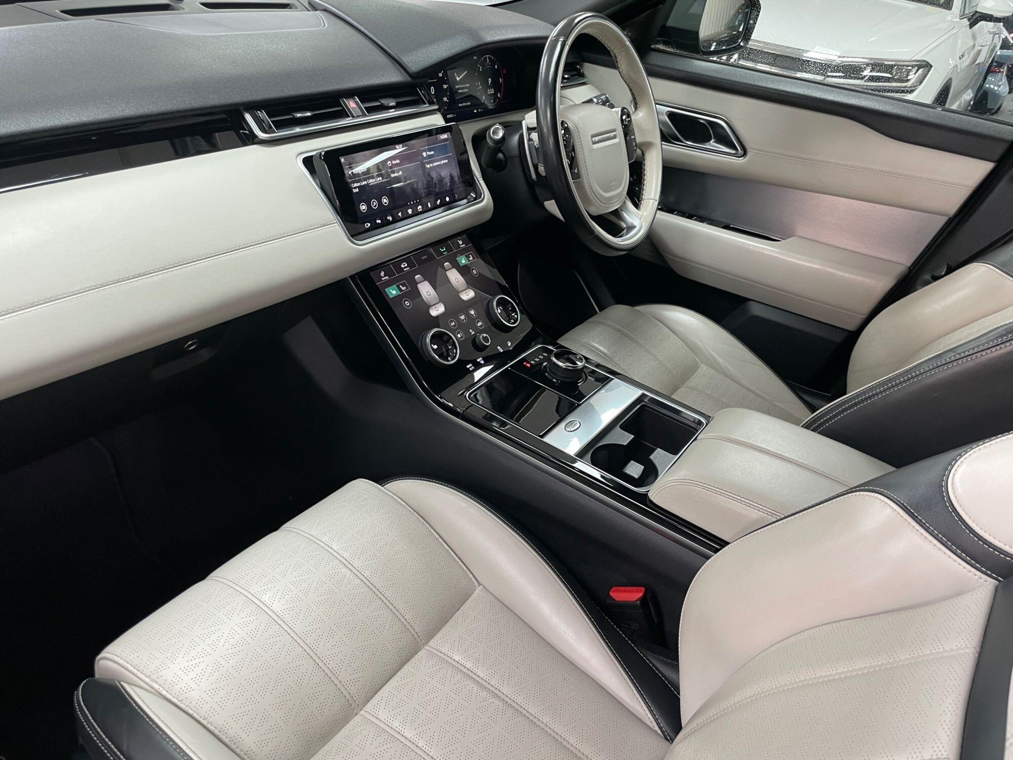 Land Rover Range Rover Velar - Image 33