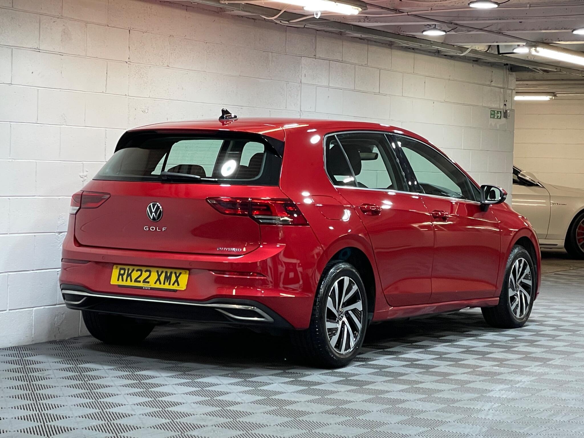Volkswagen Golf - Image 4