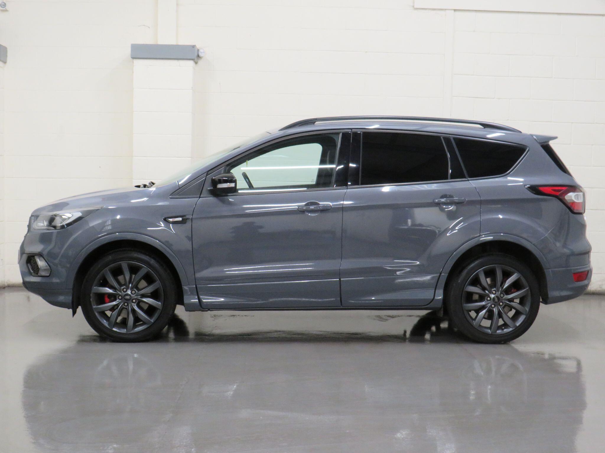 Ford Kuga - Image 6