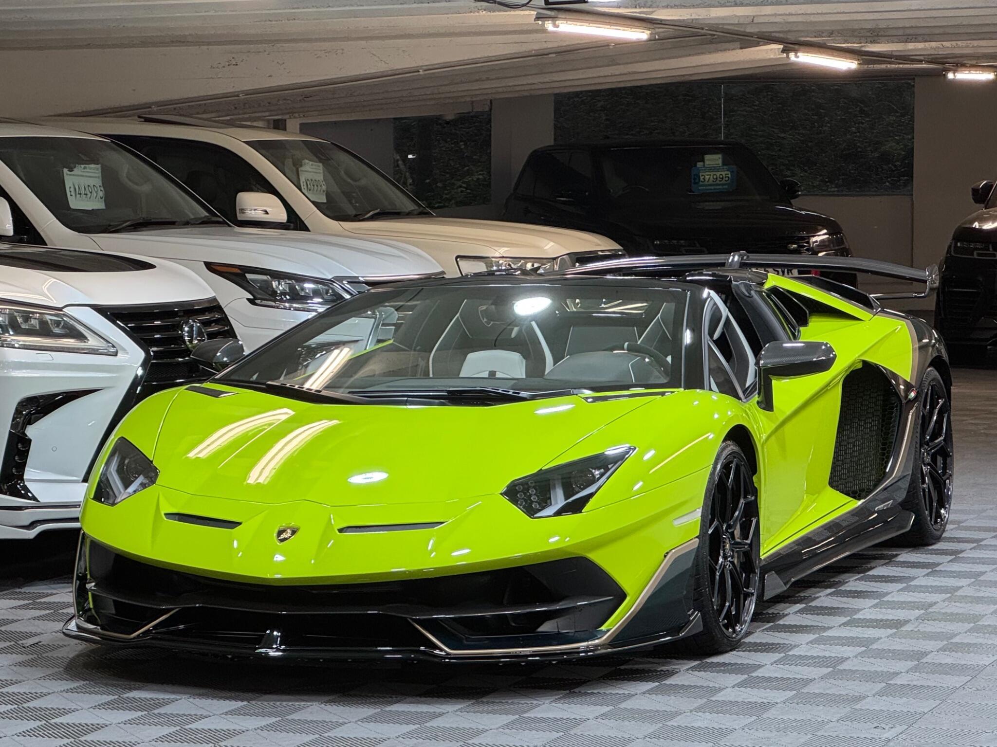 Lamborghini Aventador - Image 16