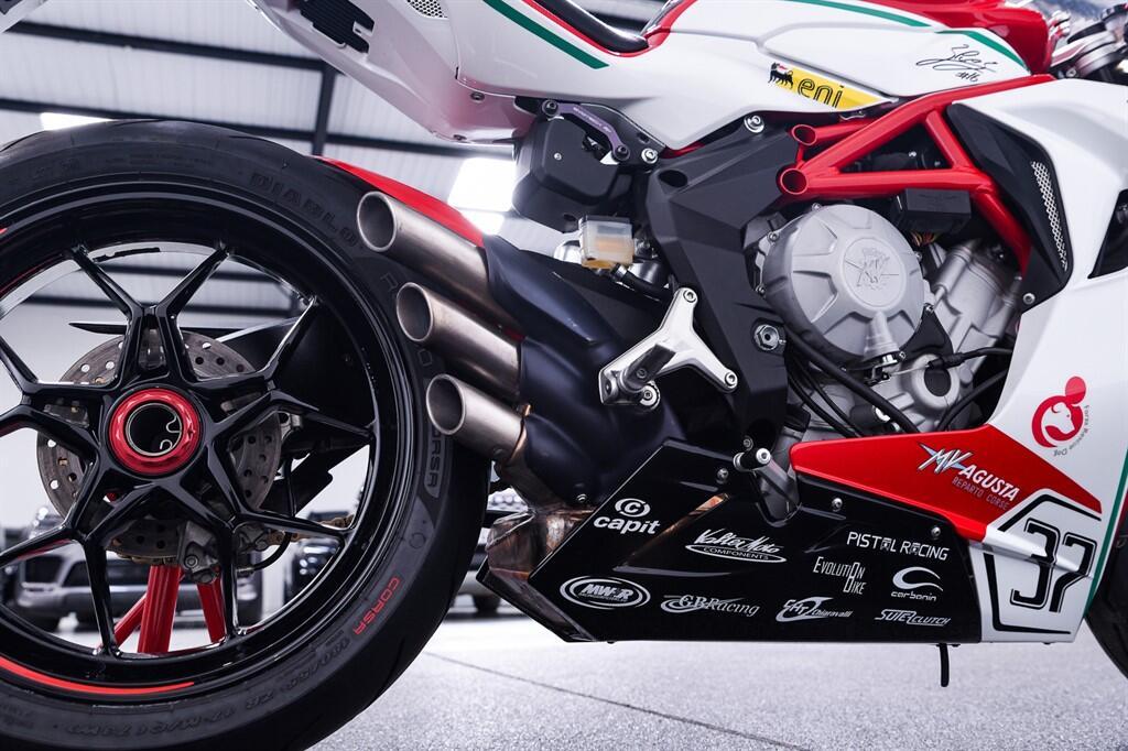 Mv Agusta F3 675 - Image 17