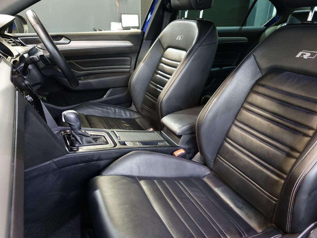 Volkswagen Passat - Image 18