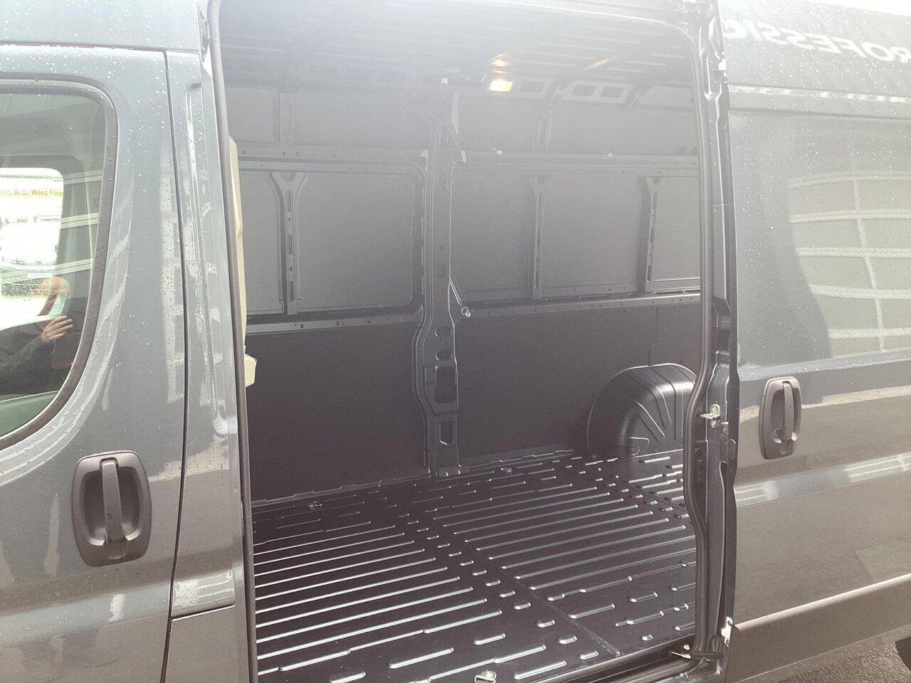 Fiat Ducato - Image 15
