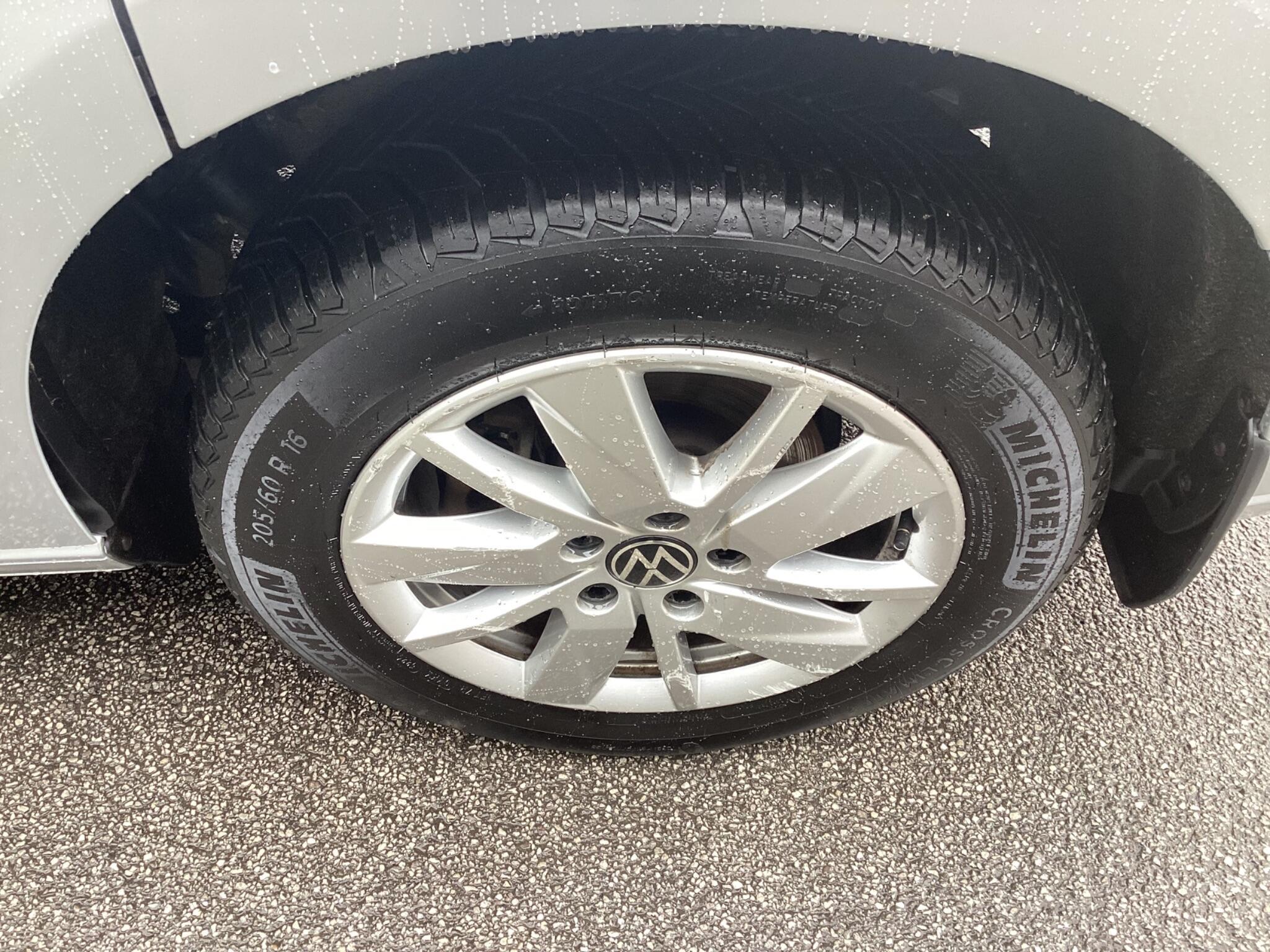 Volkswagen Caddy - Image 12