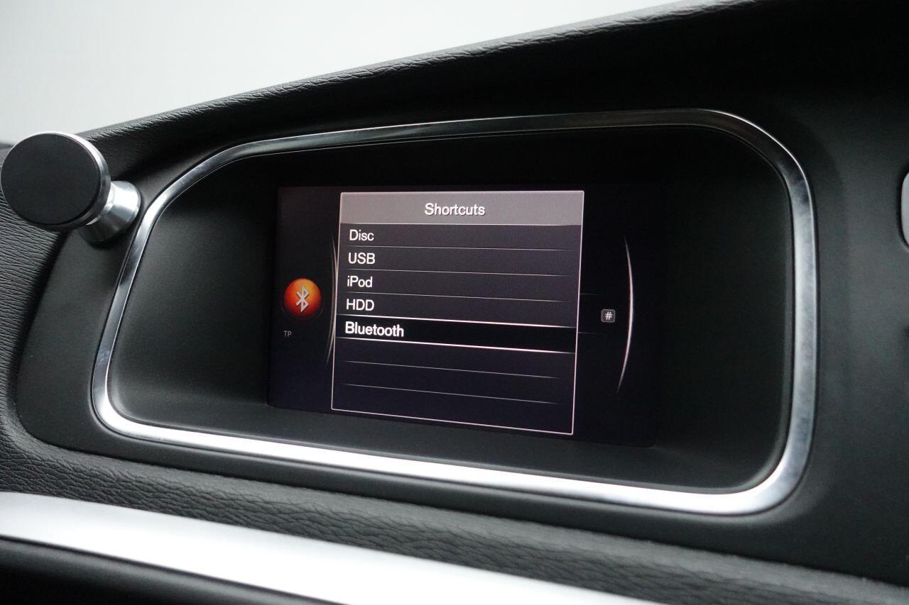 Volvo V40 - Image 15