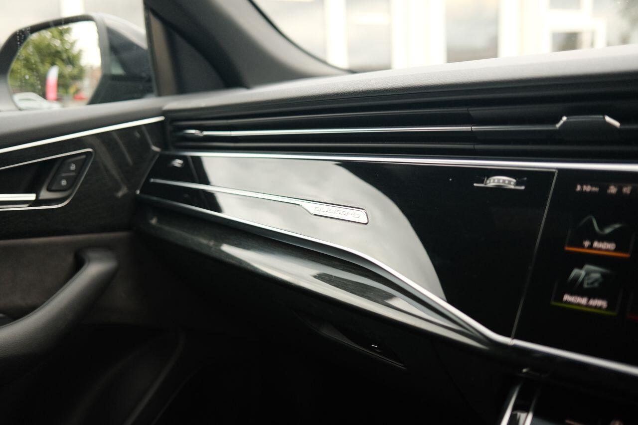 Audi Q8 - Image 9