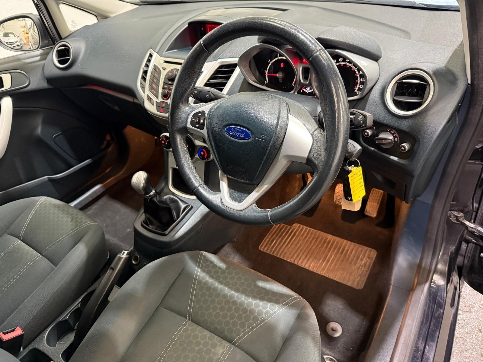 Ford Fiesta - Image 13