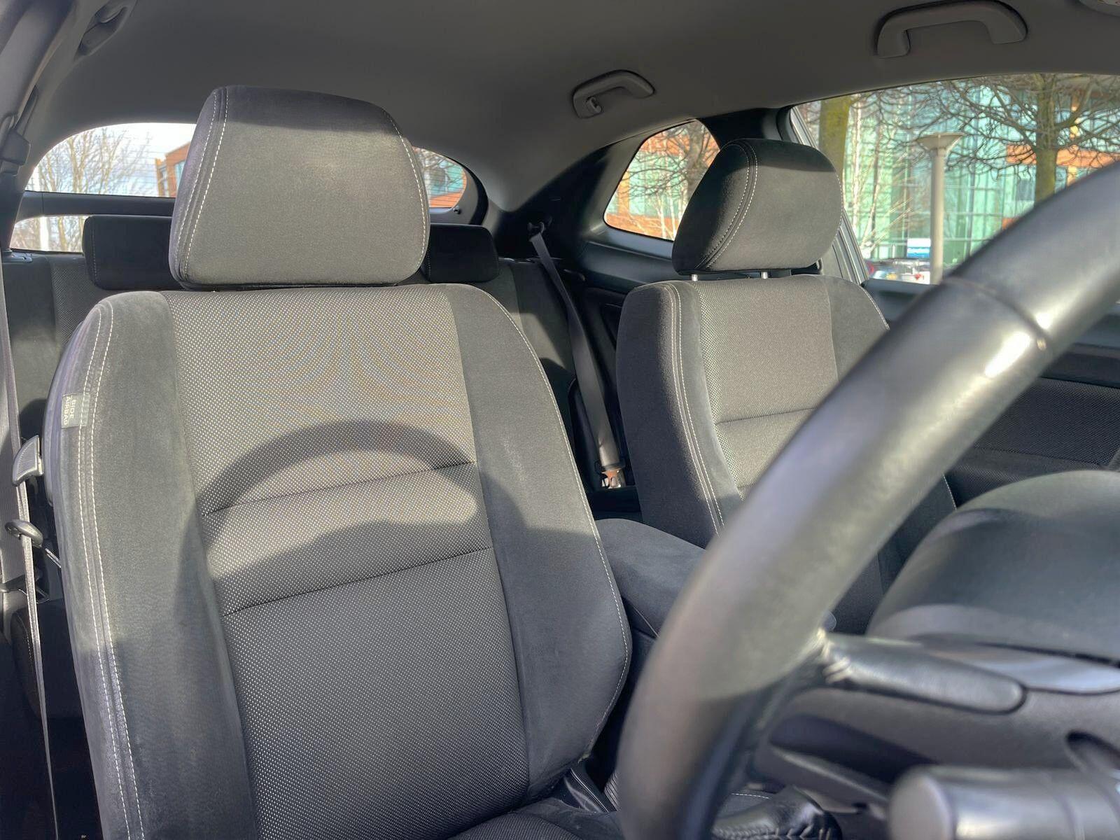 Honda Civic - Image 19