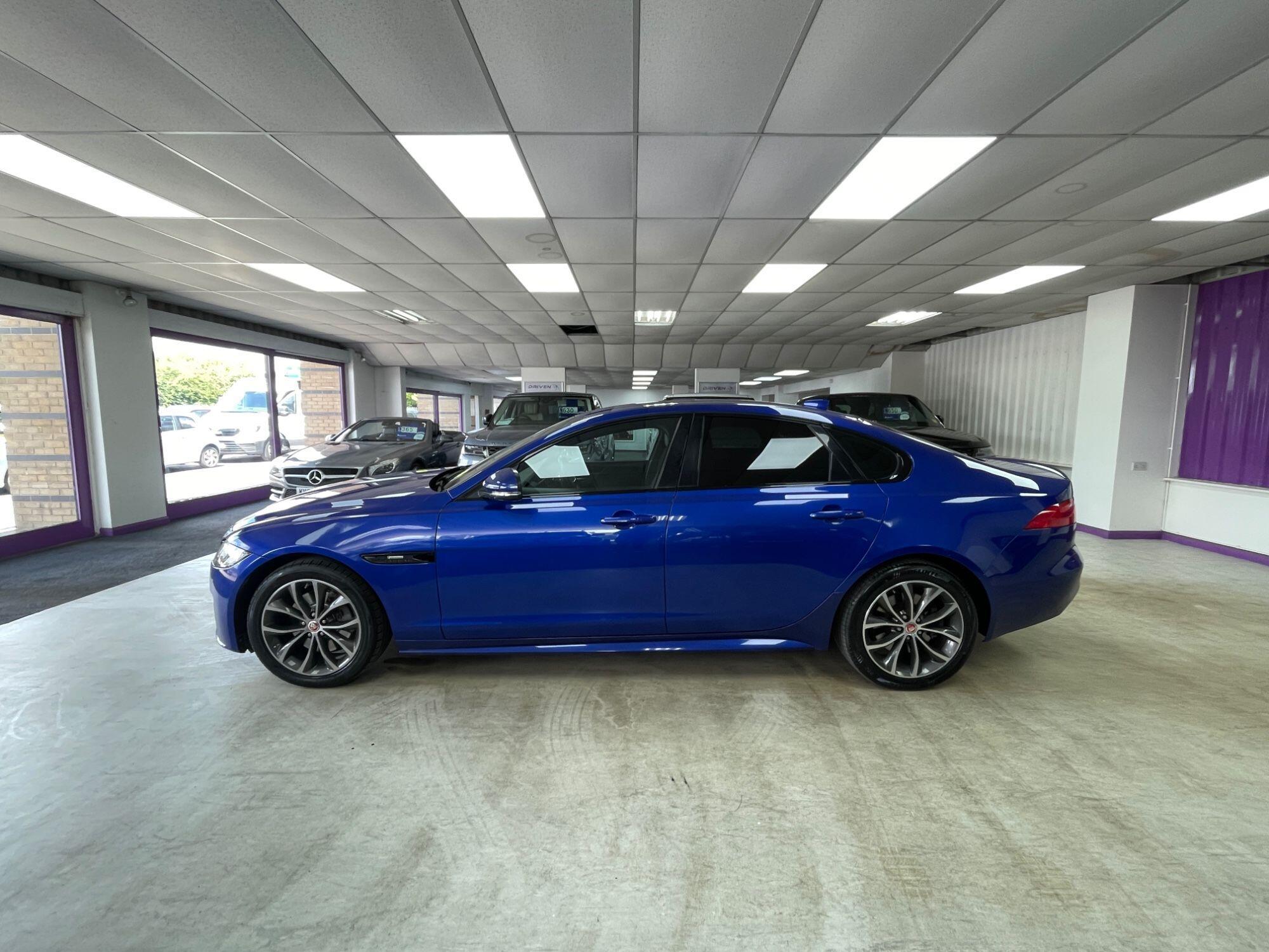 Jaguar XF - Image 13