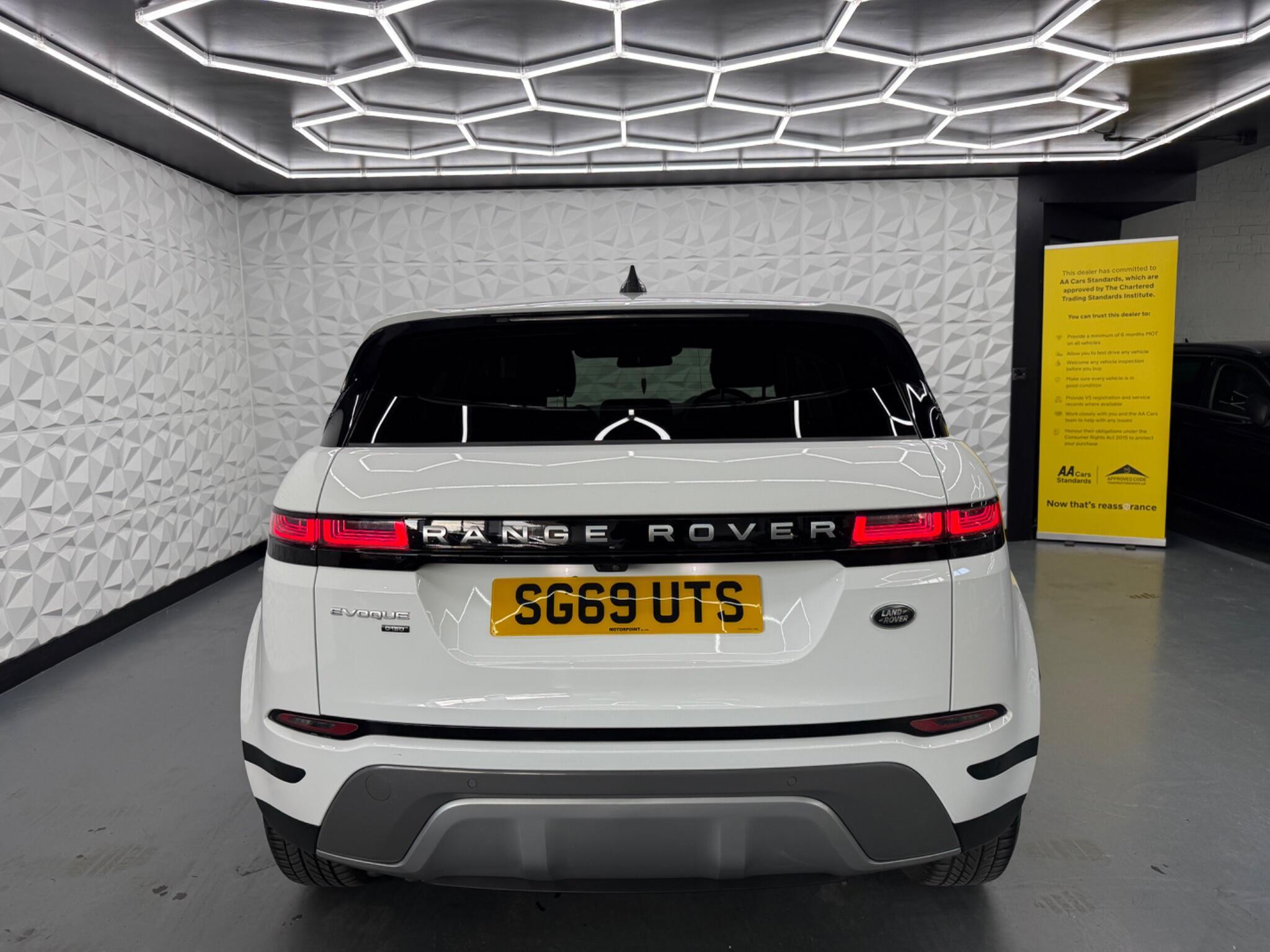 Land Rover Range Rover Evoque - Image 65