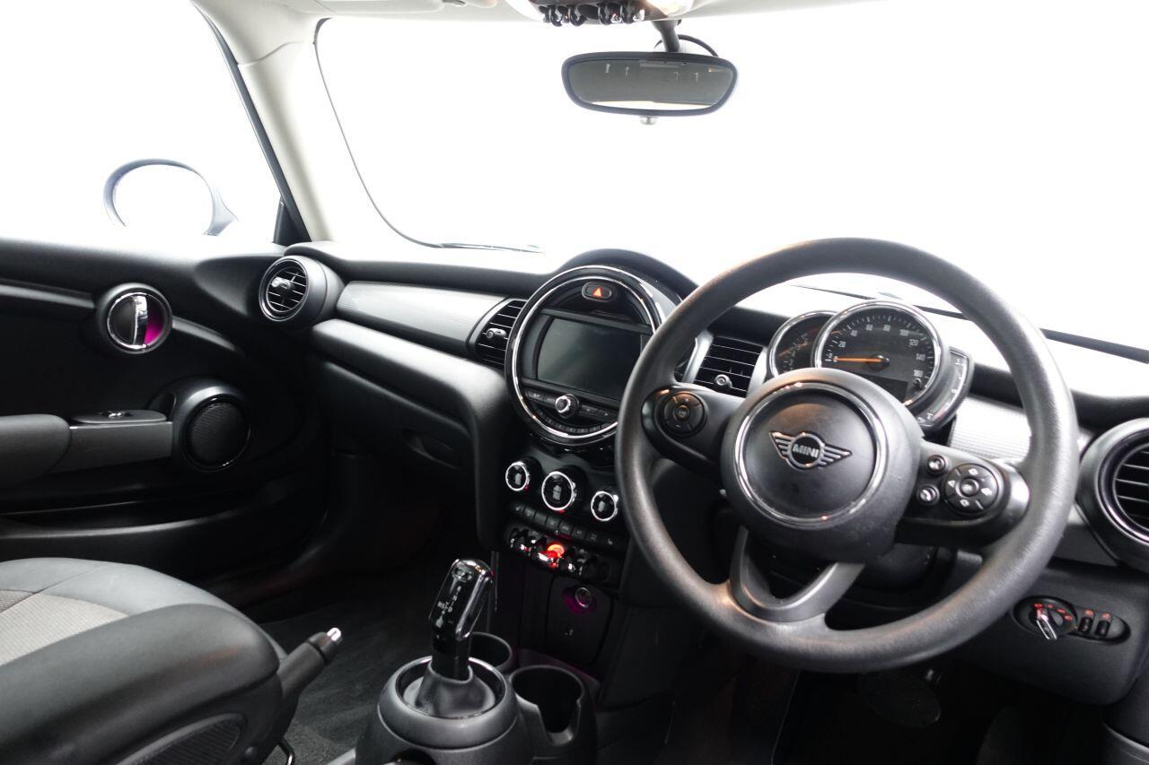 MINI Hatch - Image 17