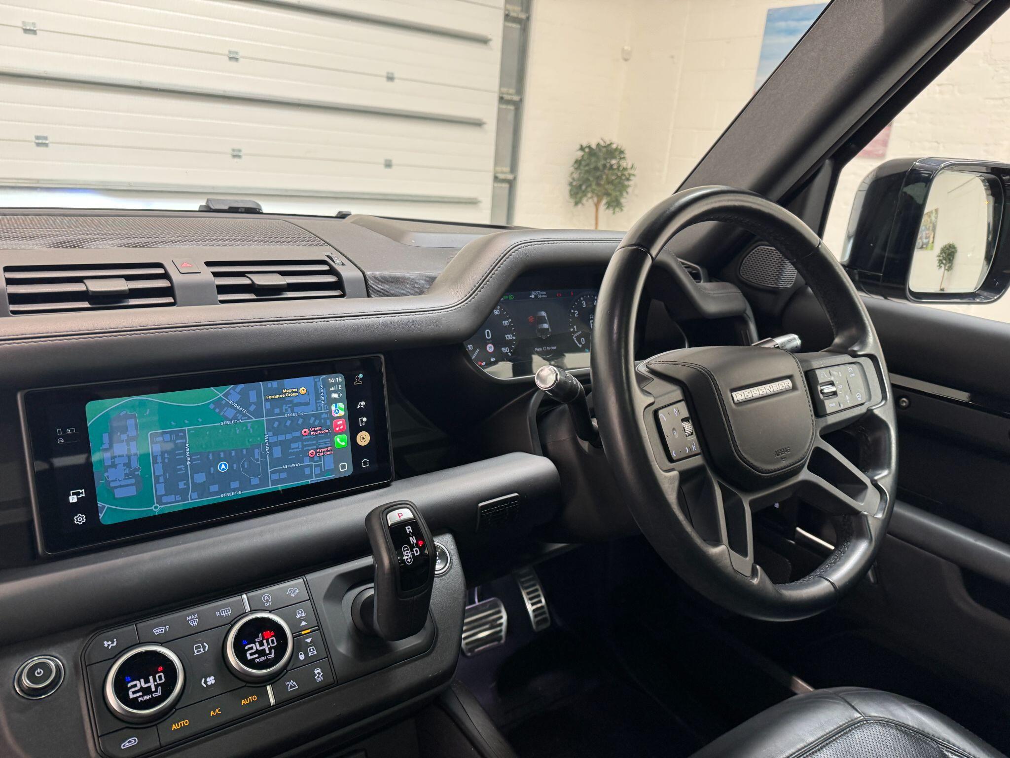 Land Rover Defender 90 - Image 93