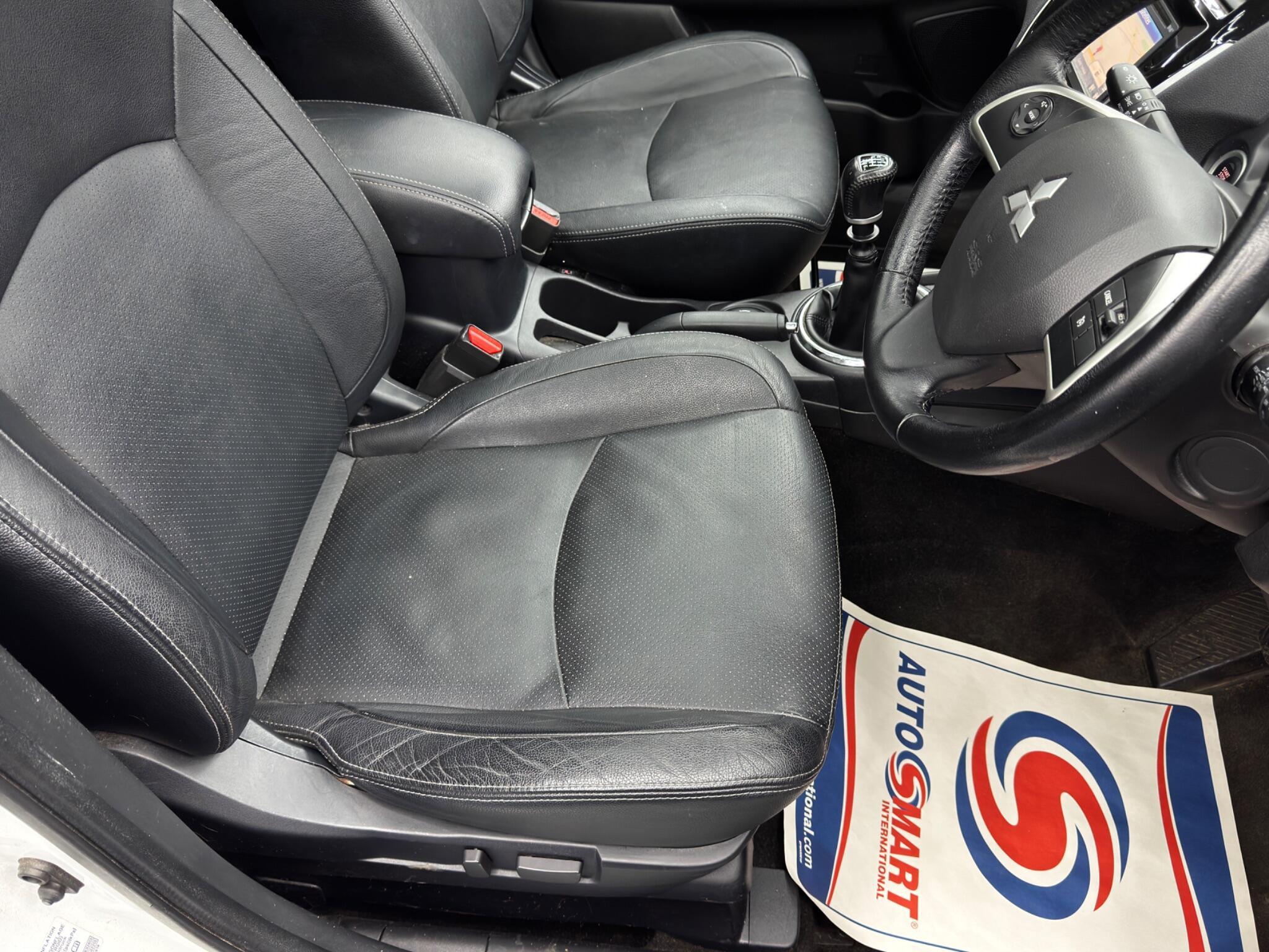 Mitsubishi ASX - Image 13