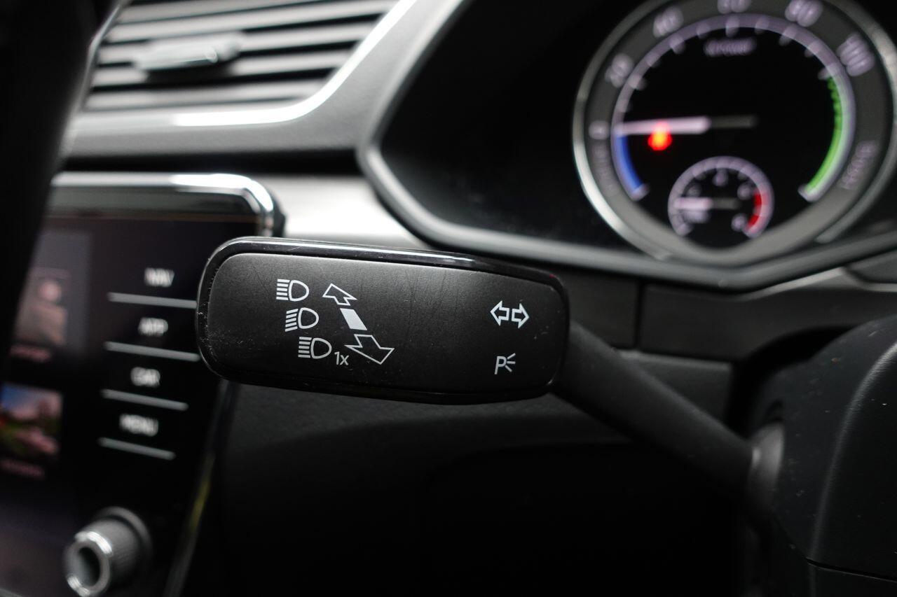 Skoda Superb - Image 56