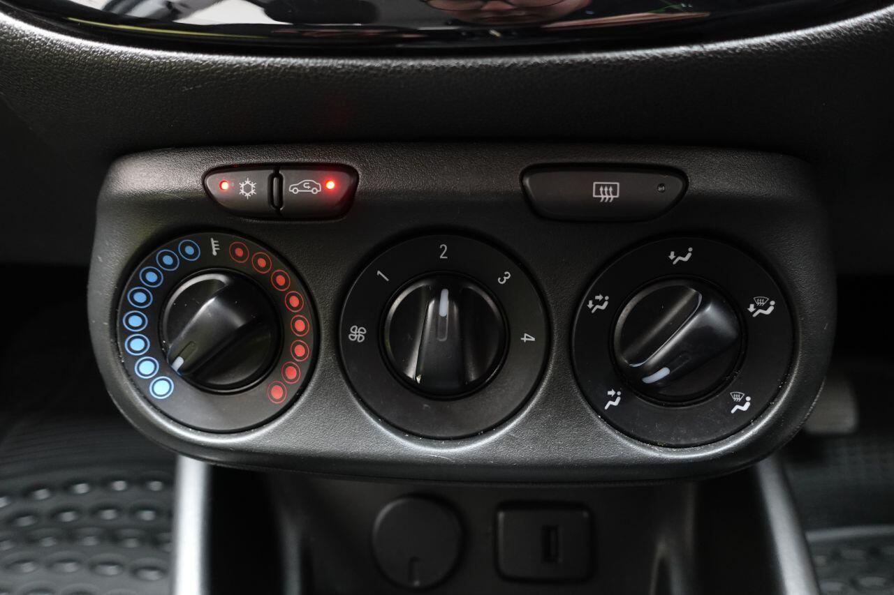 Vauxhall Corsa - Image 32