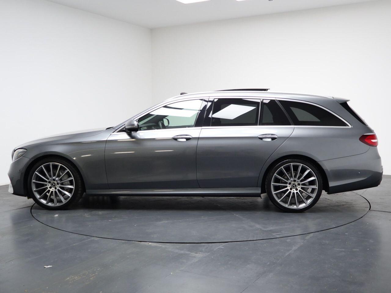 Mercedes-benz E Class - Image 8