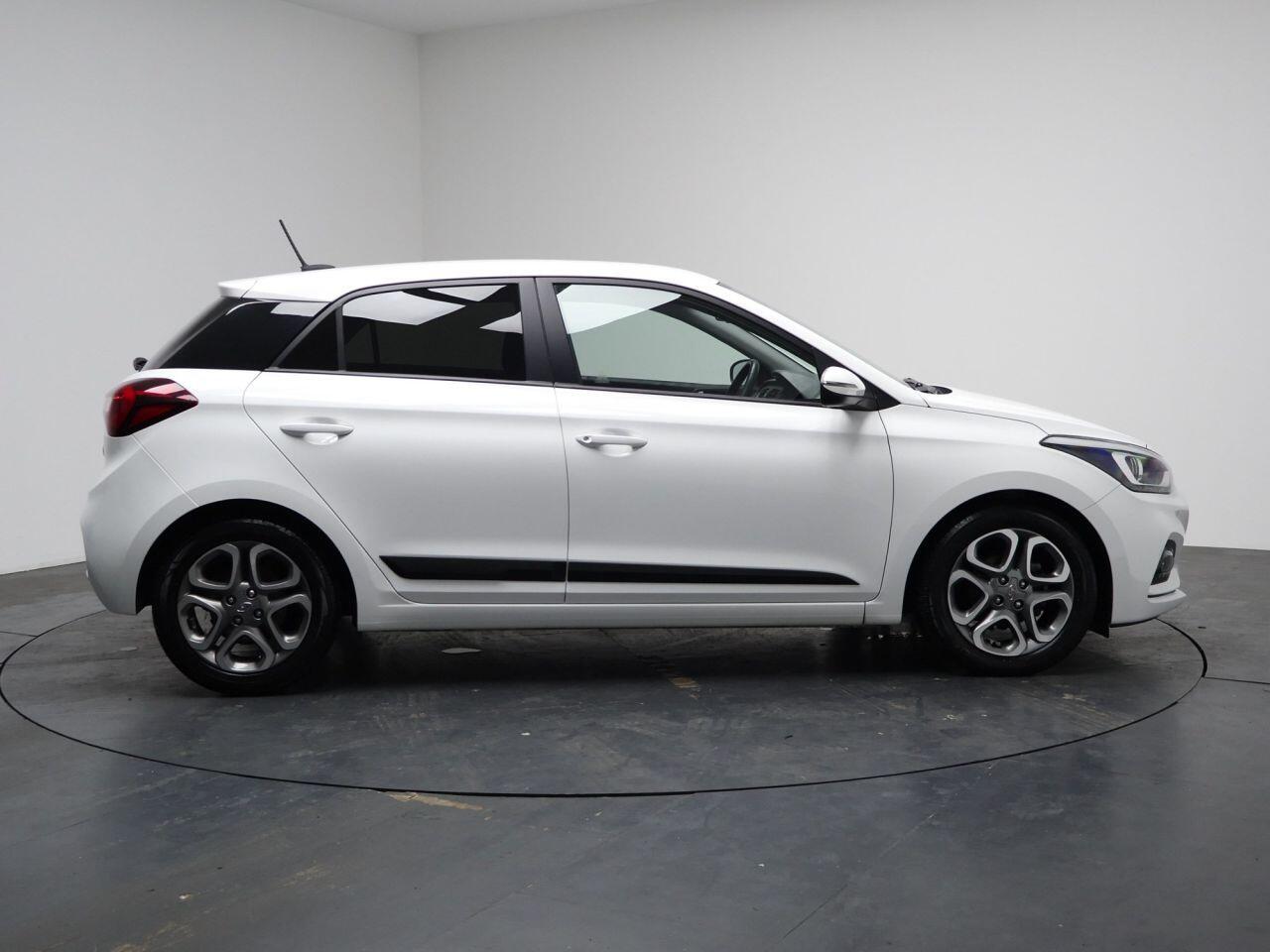 Hyundai i20 - Image 20