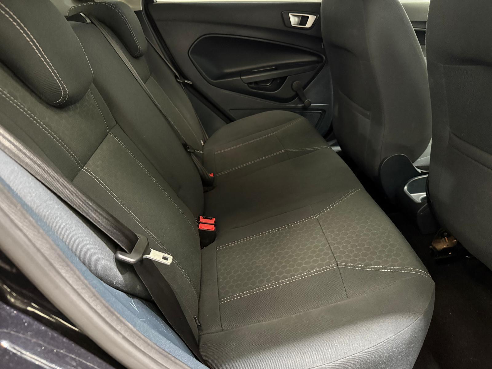 Ford Fiesta - Image 21