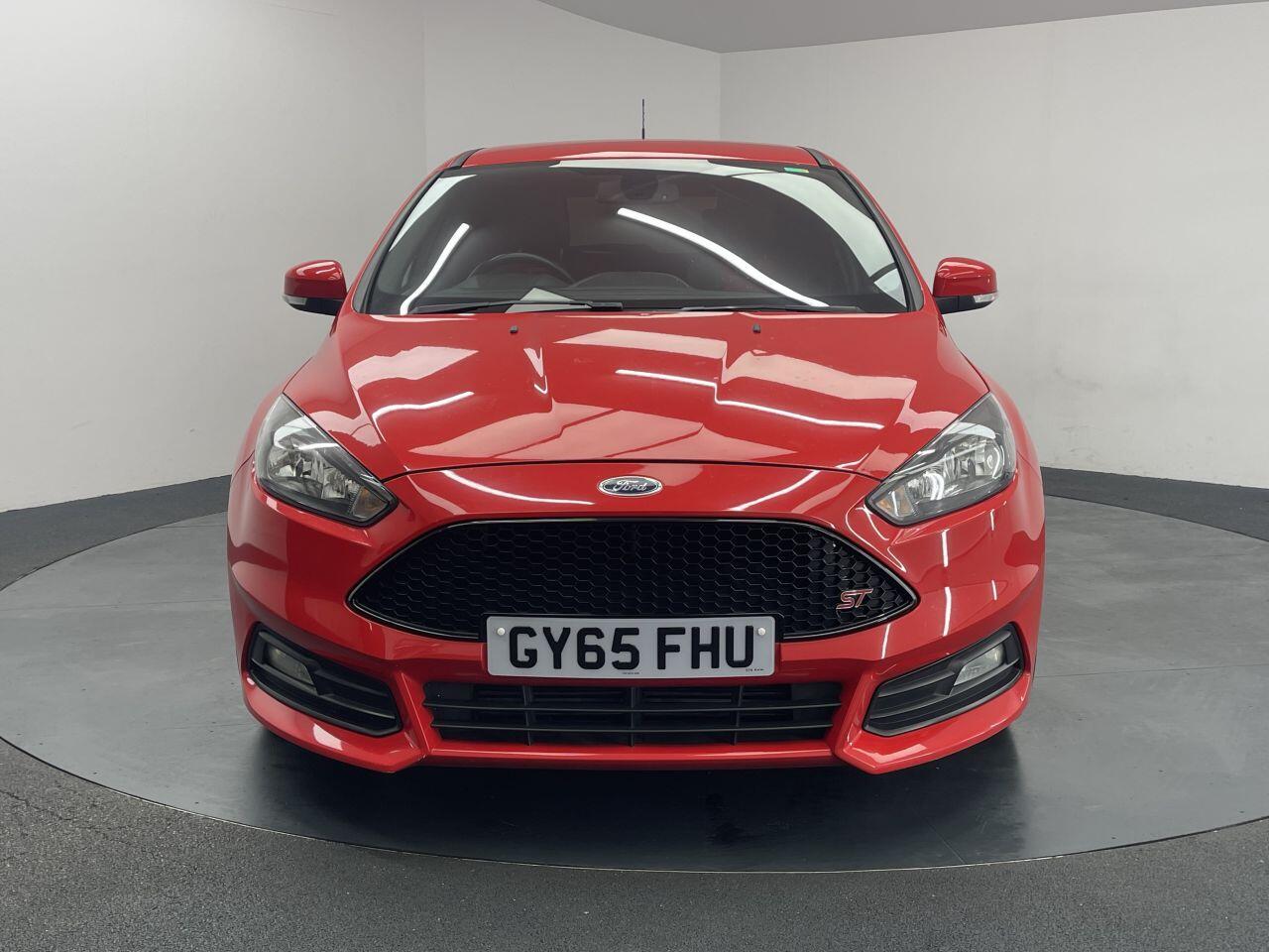 Ford Focus - Image 5