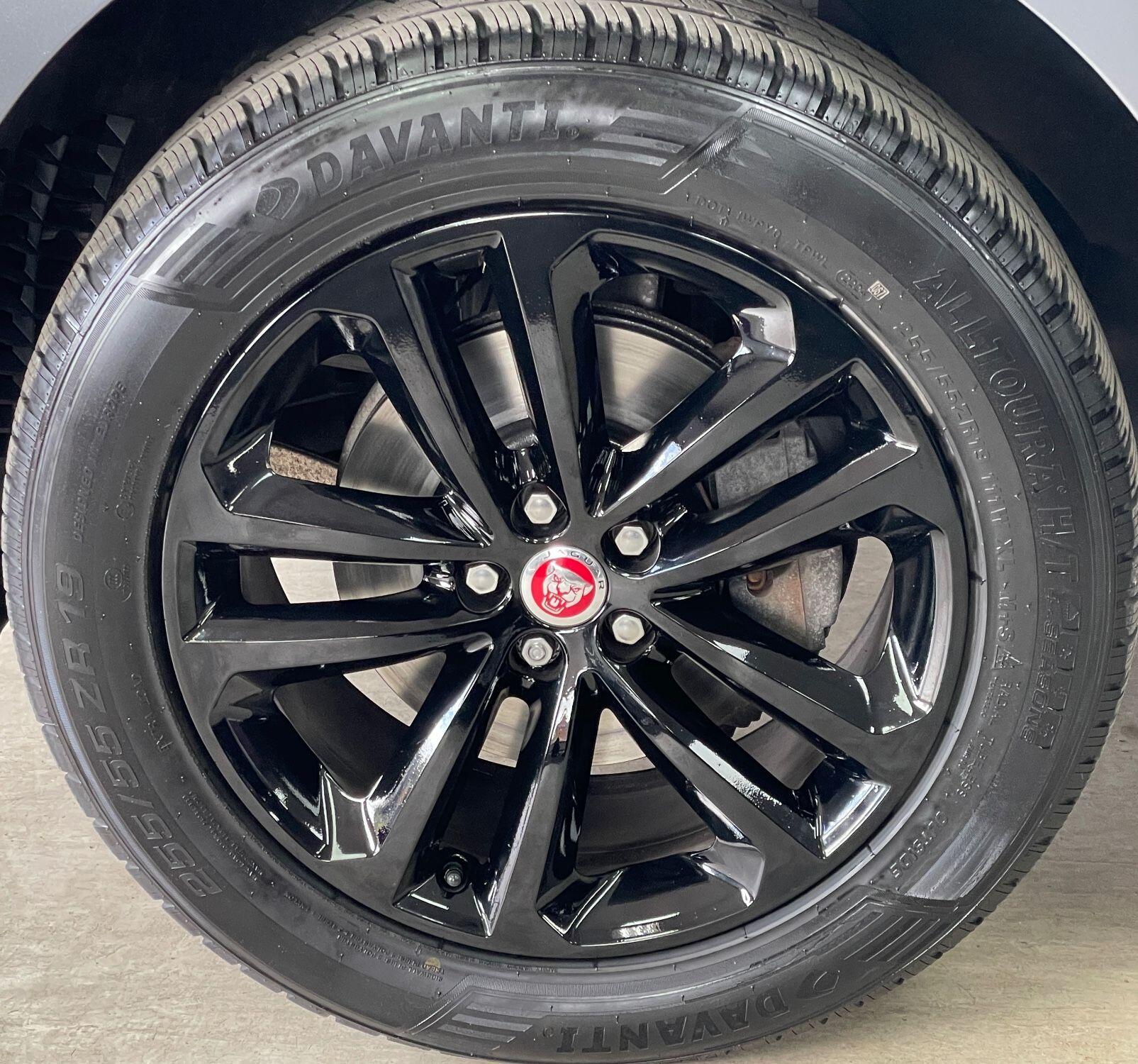 Jaguar F-Pace - Image 17