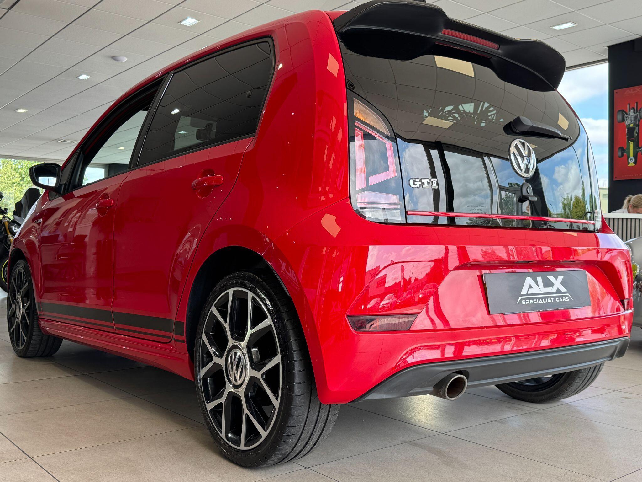 Volkswagen up! - Image 15
