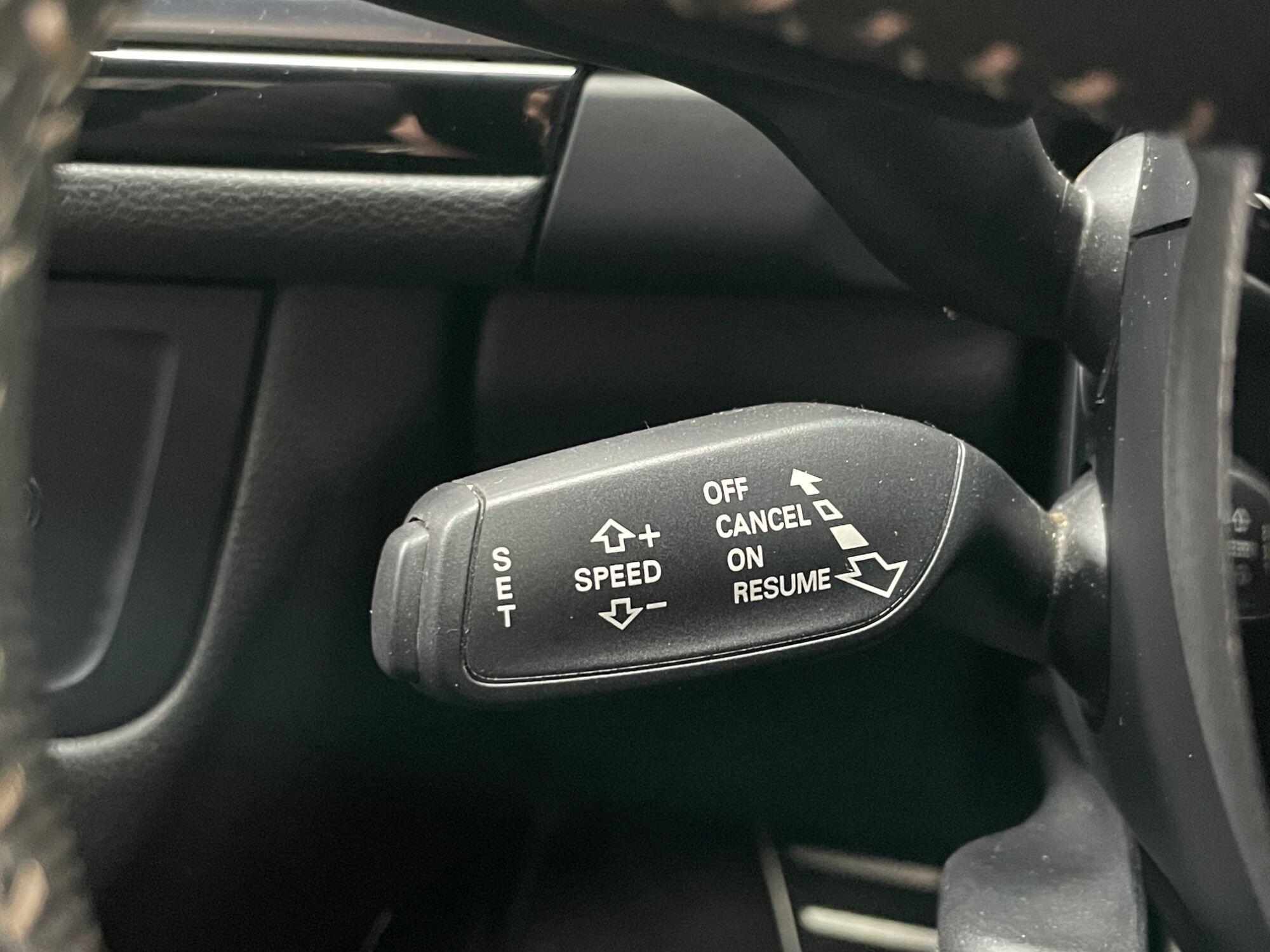 Audi A6 Avant - Image 43