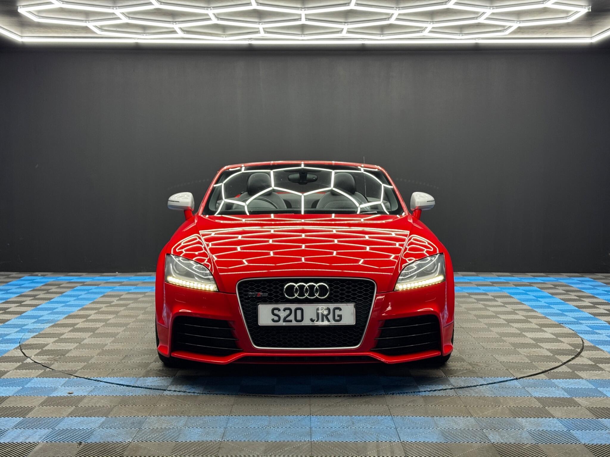 Audi TT RS - Image 2