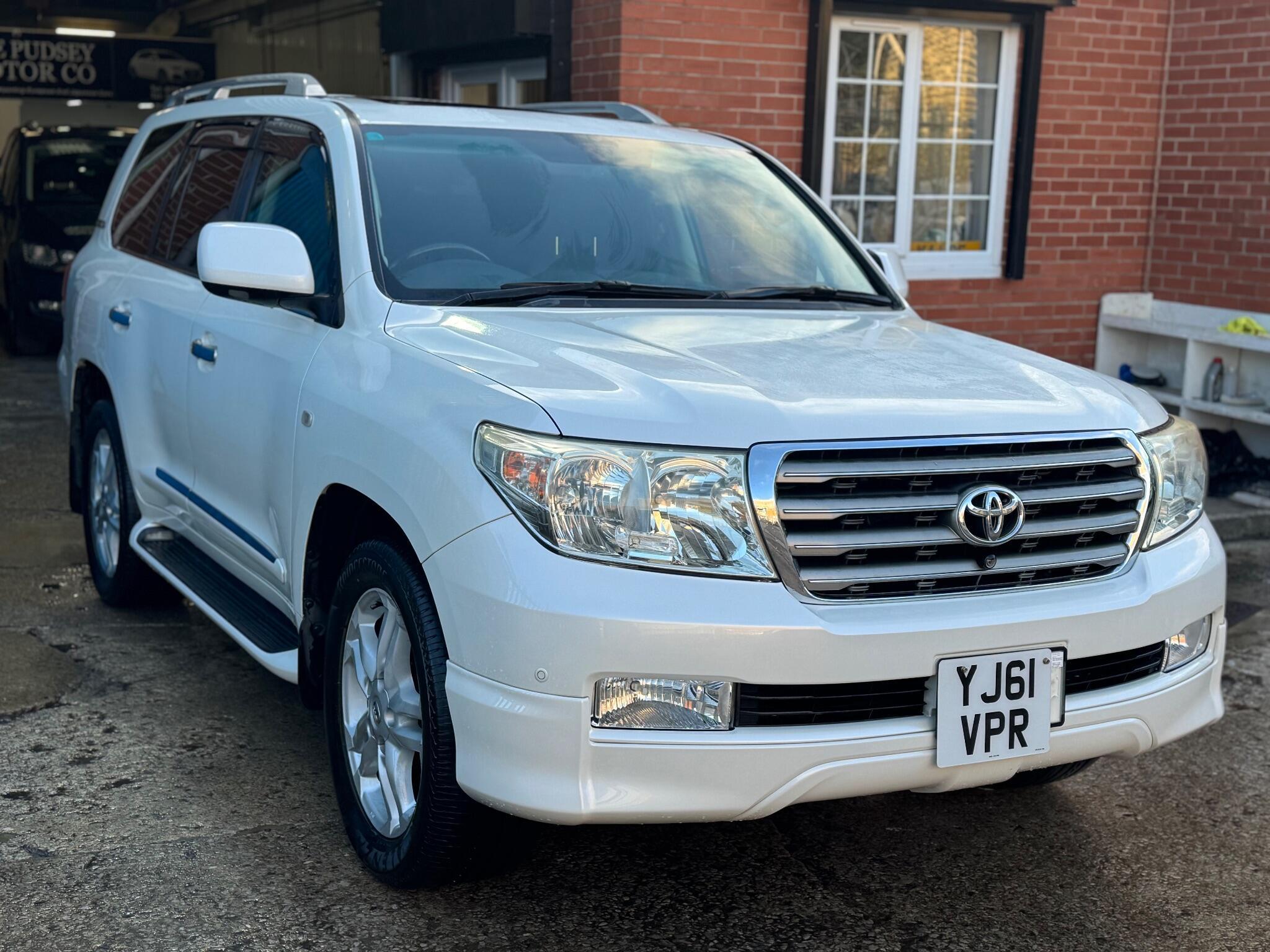 Toyota Land Cruiser - Image 5