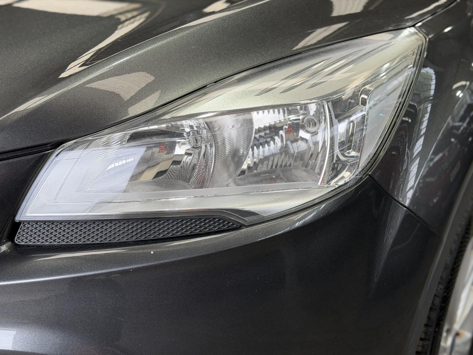 Ford Kuga - Image 10