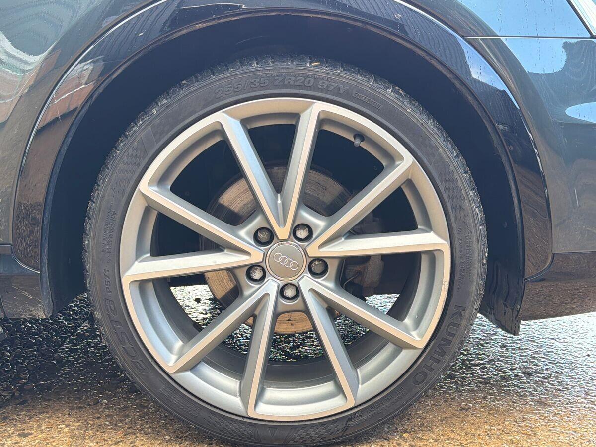 Audi Q3 - Image 17