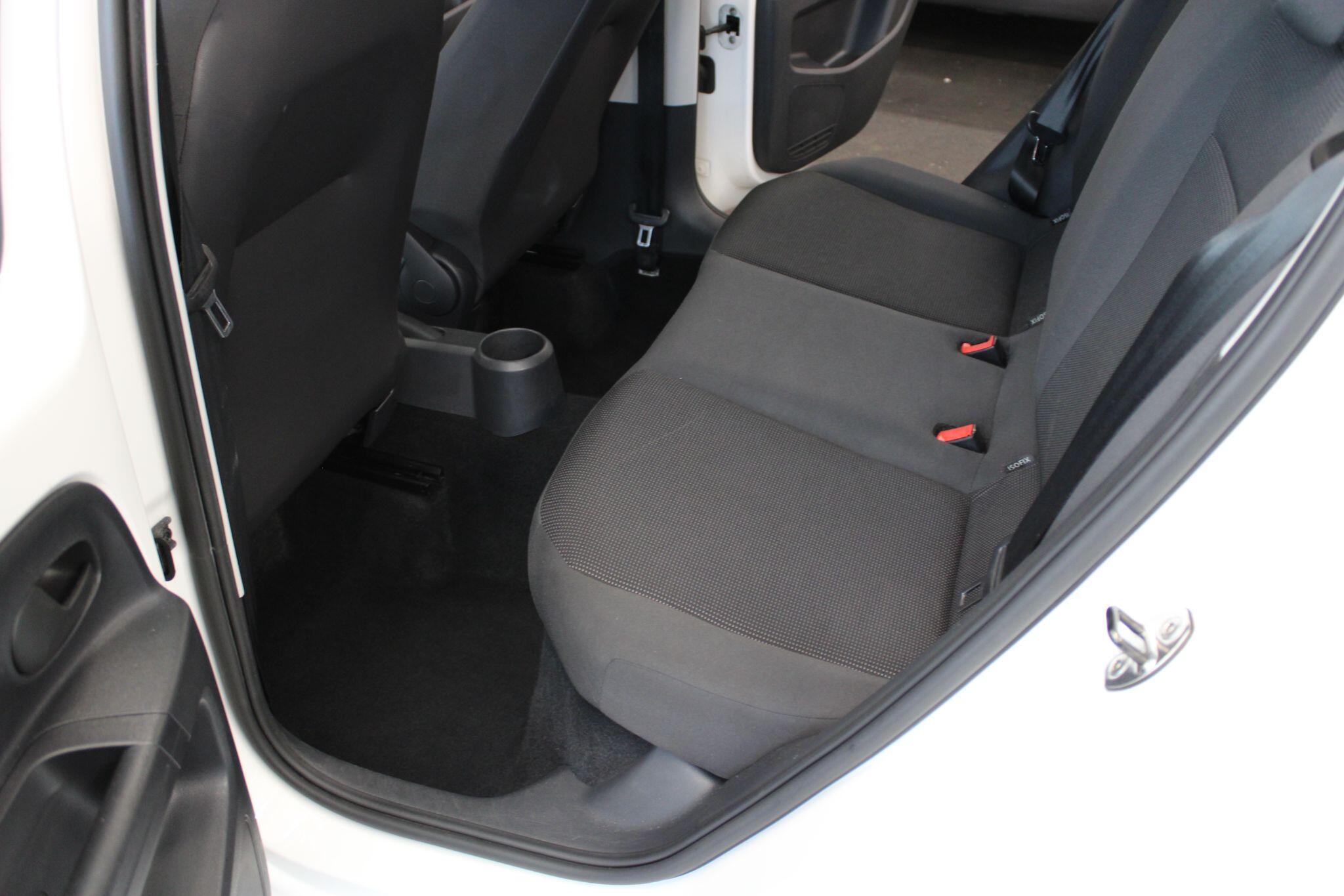 Volkswagen up! - Image 24