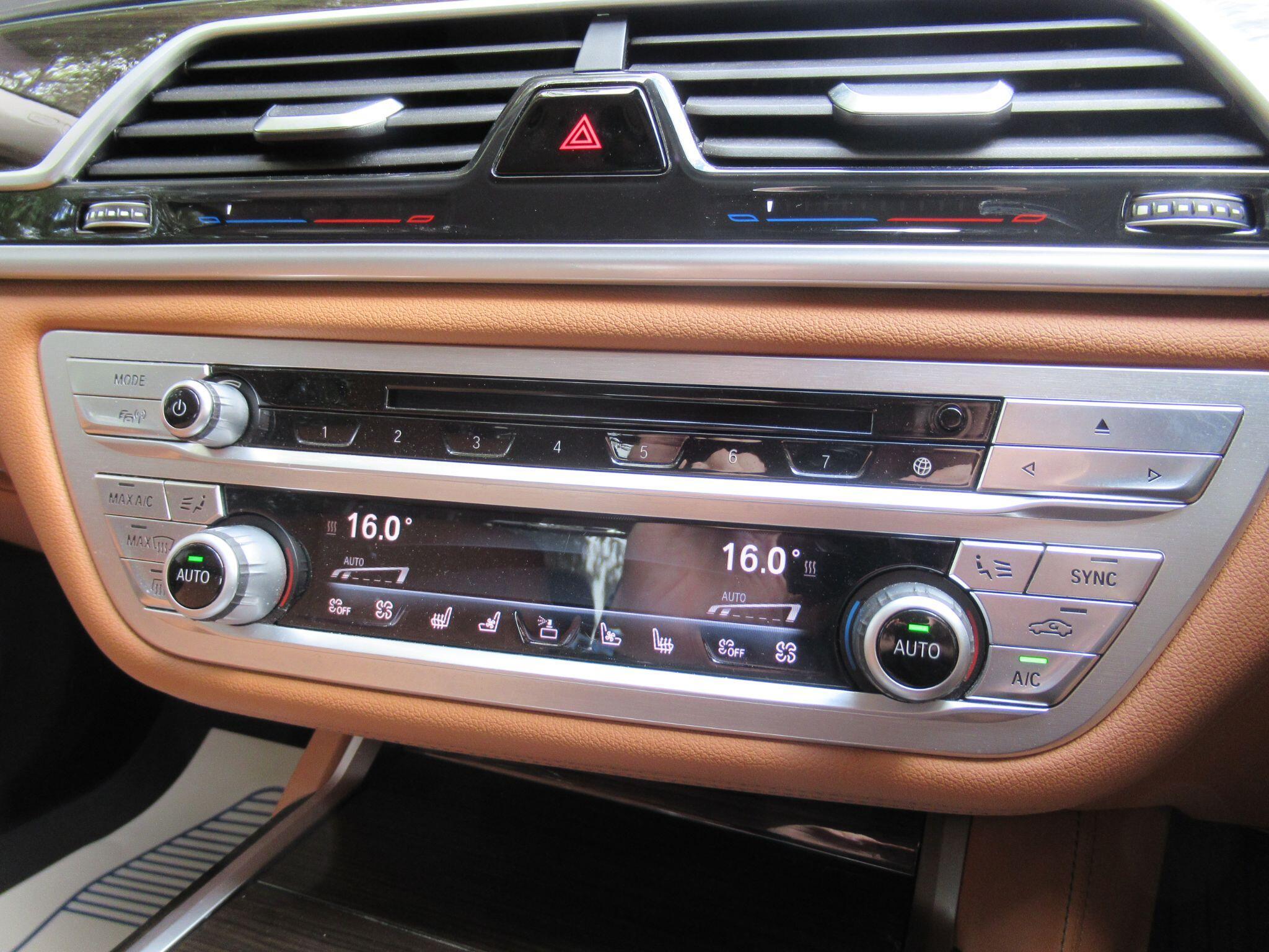 BMW 7 Series - Image 49