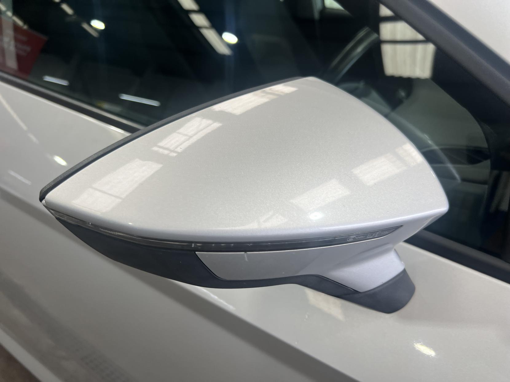 SEAT Leon - Image 11