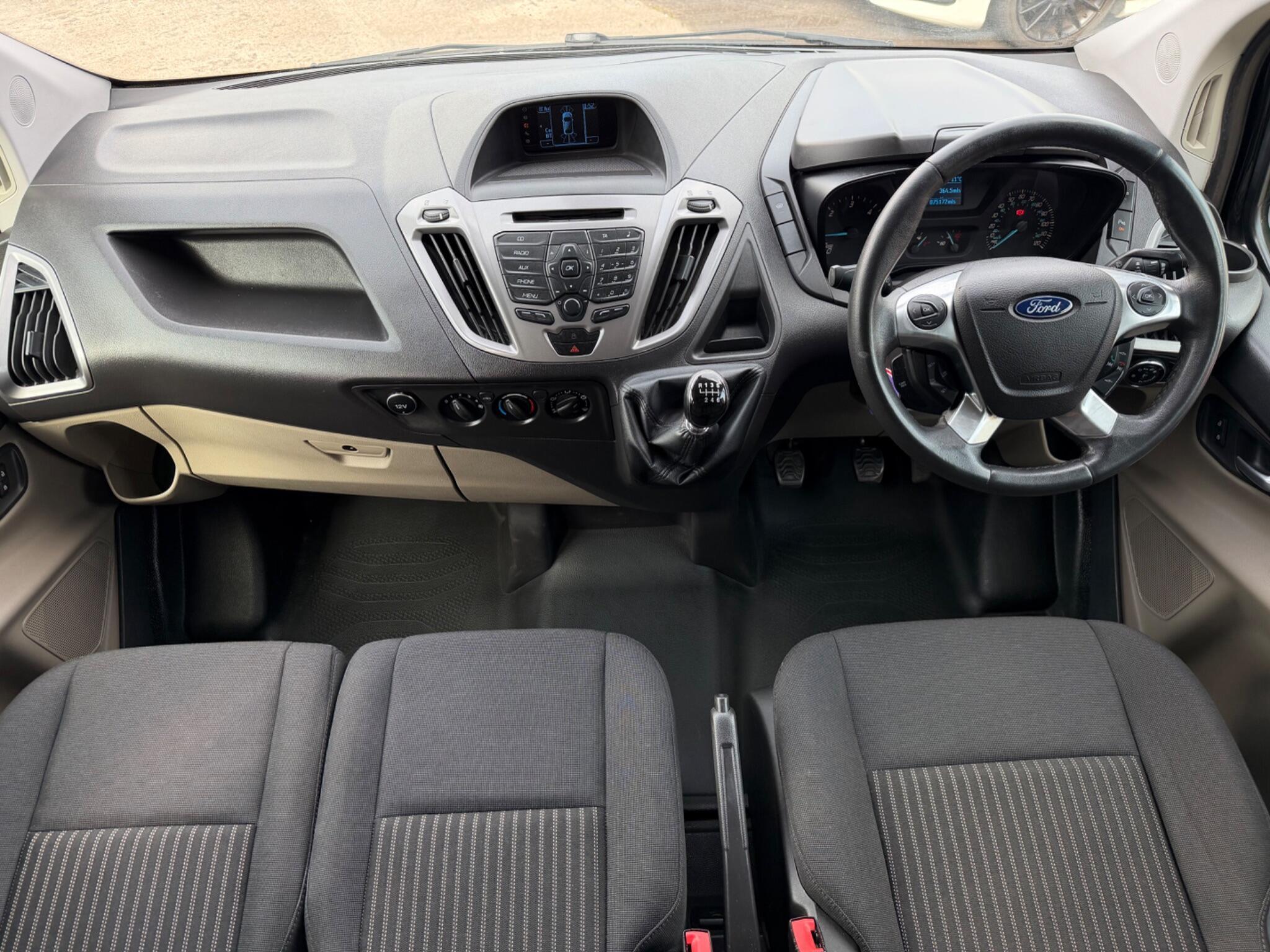 Ford Transit Custom - Image 17