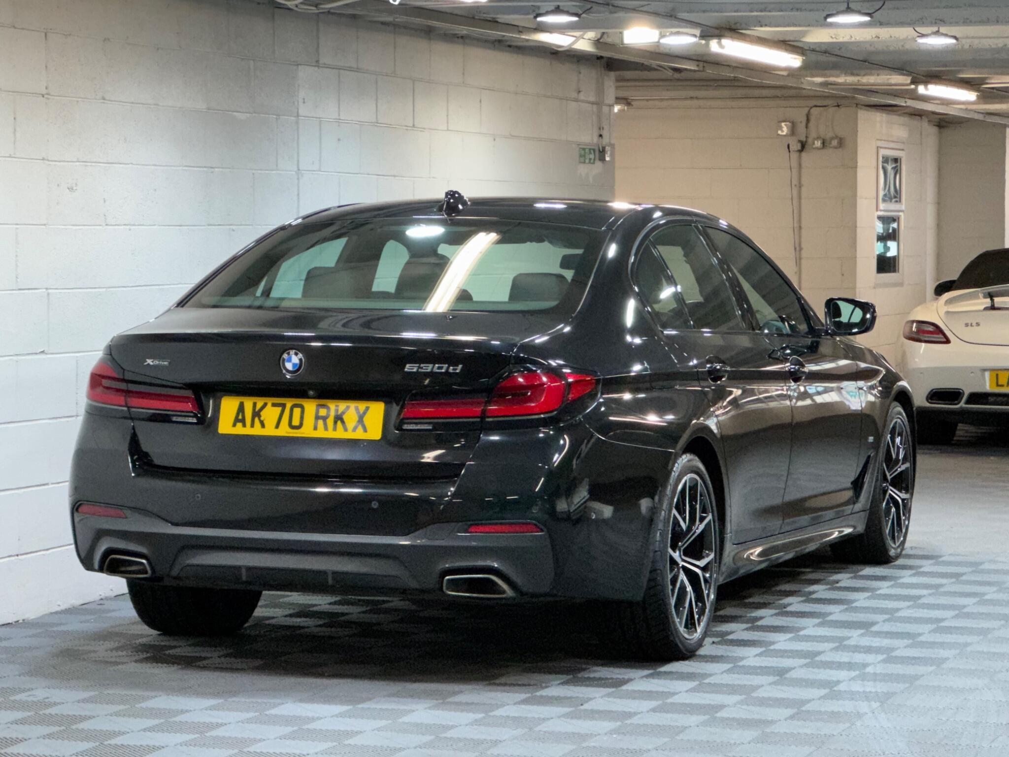 BMW 5 Series - Image 4