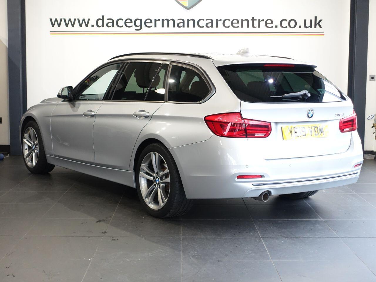 BMW 3 Series - Image 8