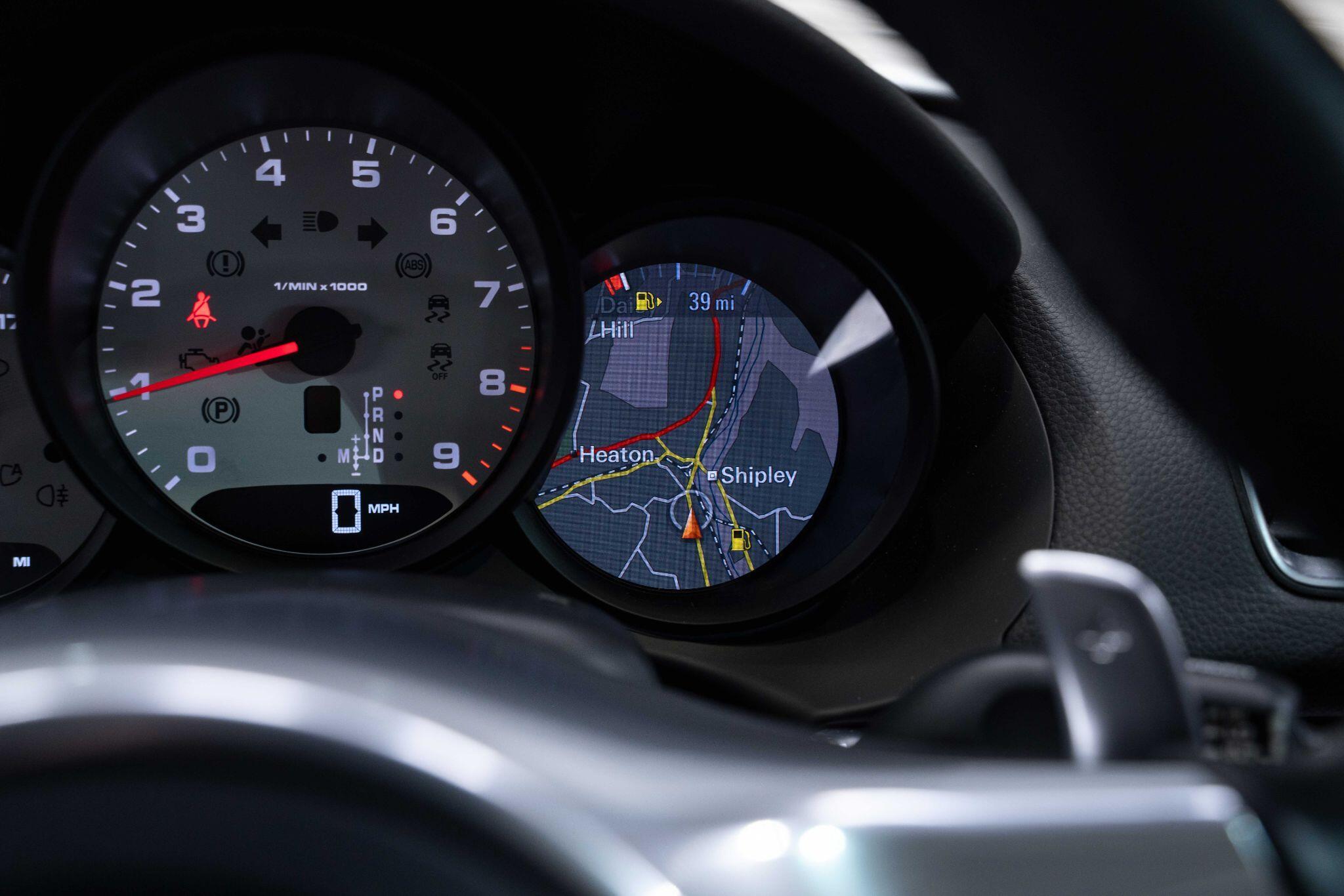 Porsche Cayman - Image 30