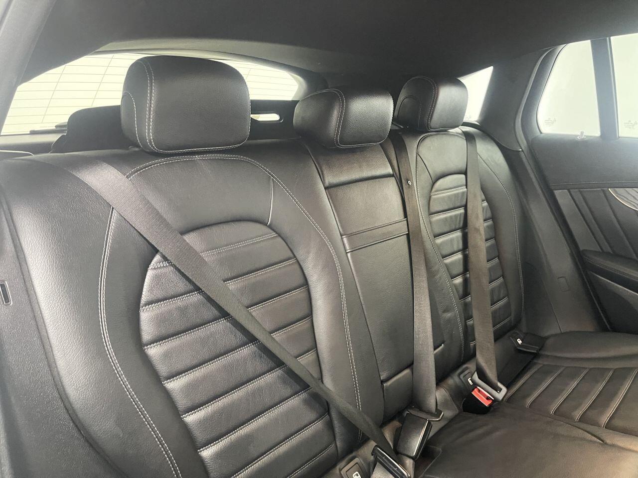 Mercedes Eqc - Image 33