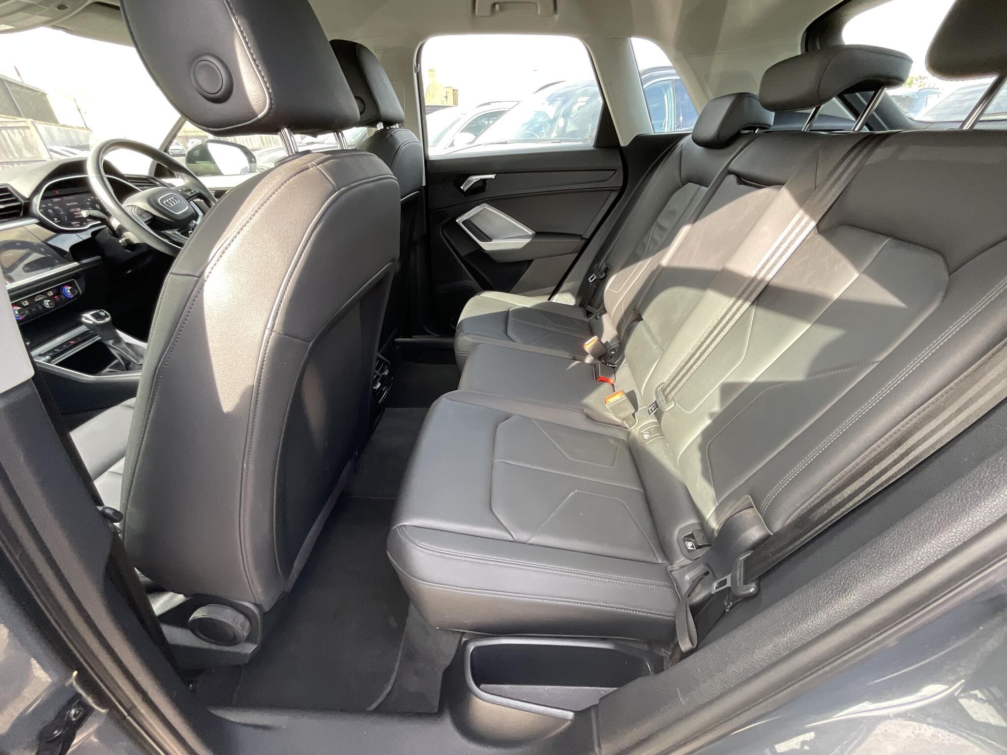 Audi Q3 - Image 15