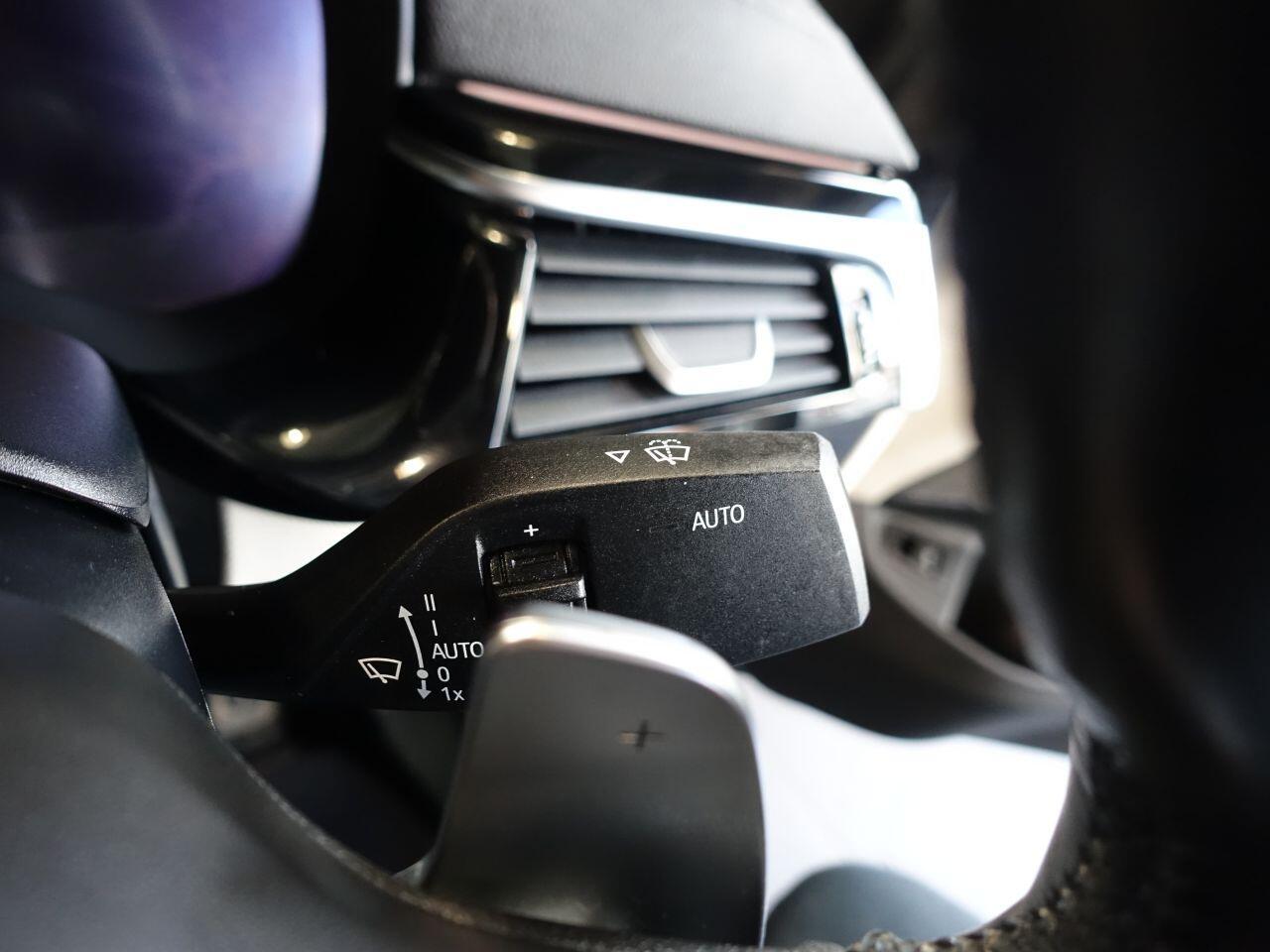 BMW 6 SERIES GRAN TURISMO - Image 25