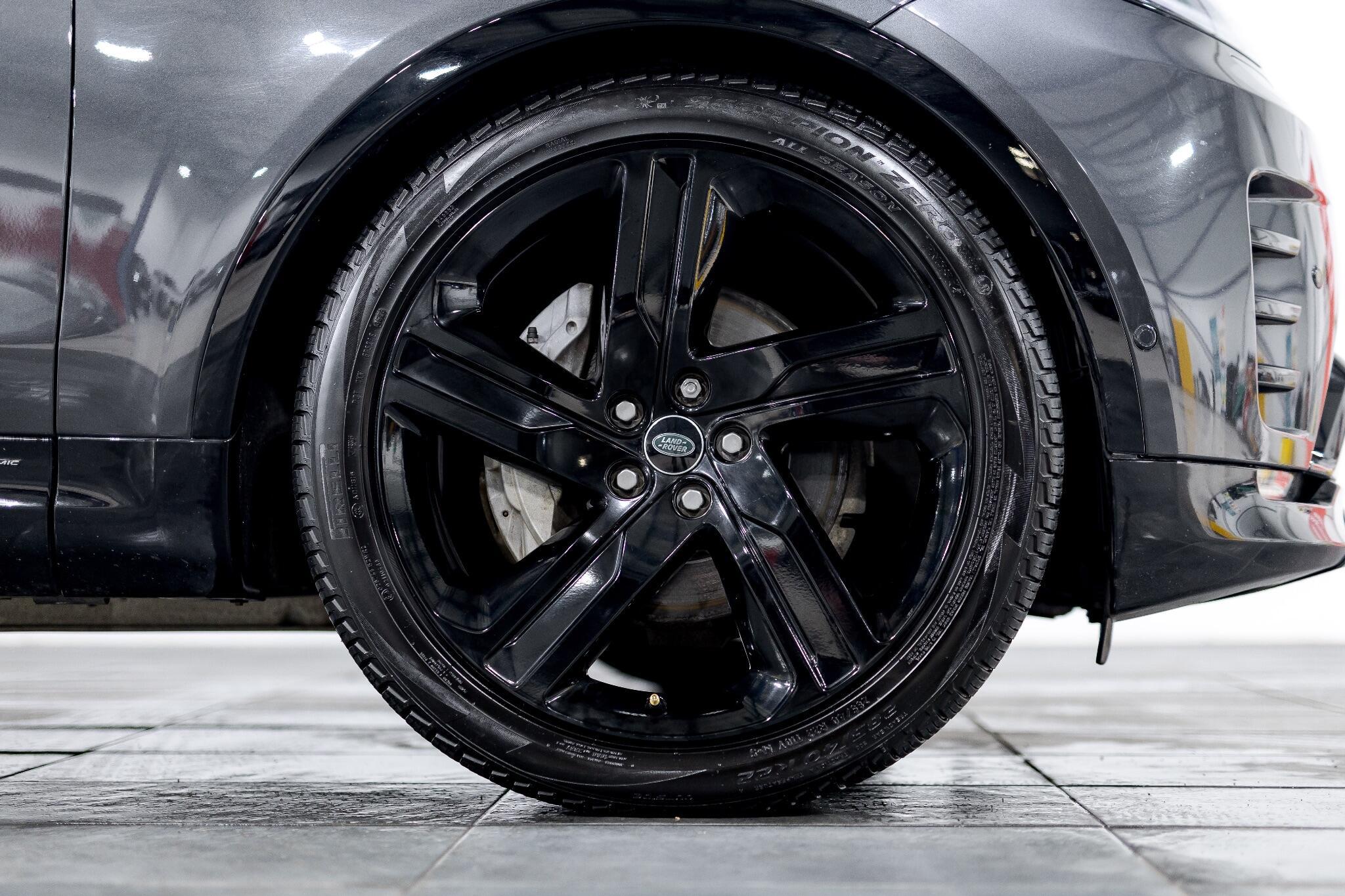 Land Rover Discovery - Image 11