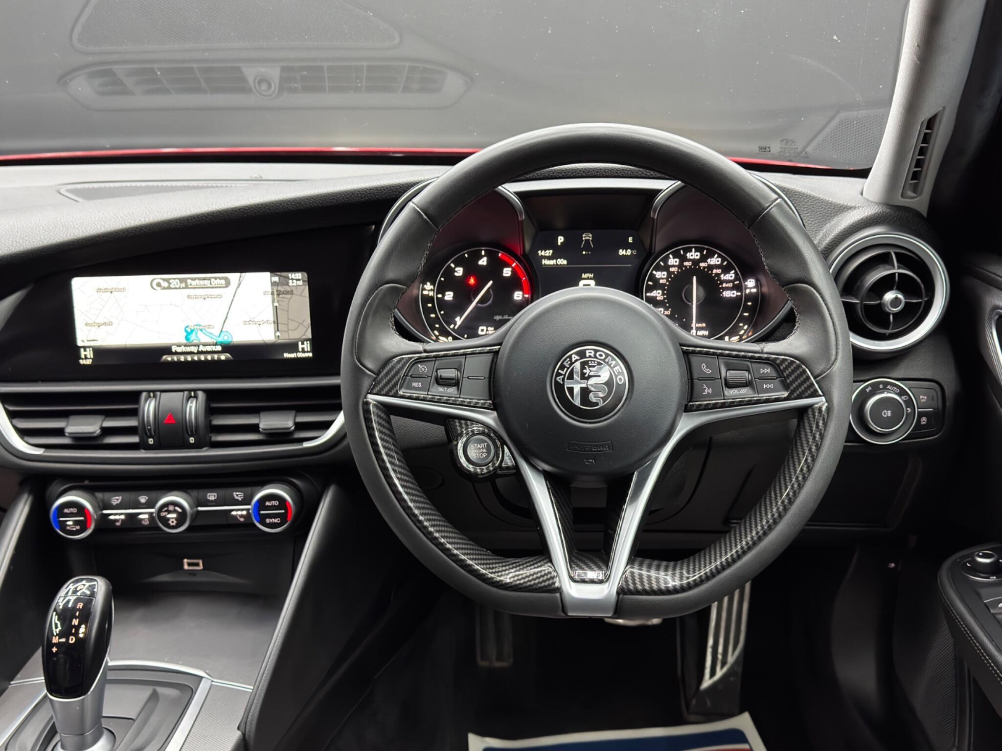 Alfa Romeo Giulia - Image 18